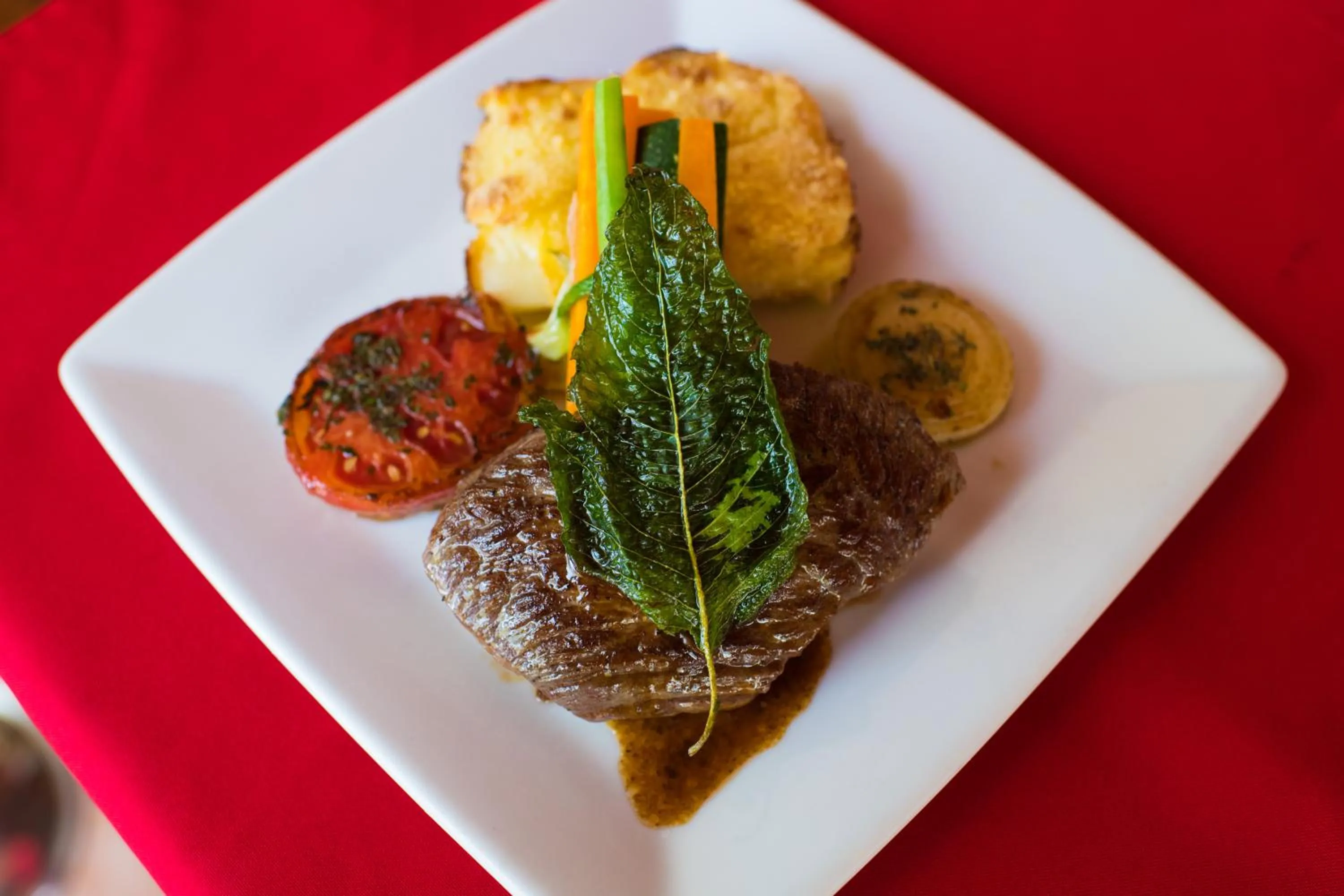 Restaurant/places to eat in Merrils Beach Resort II