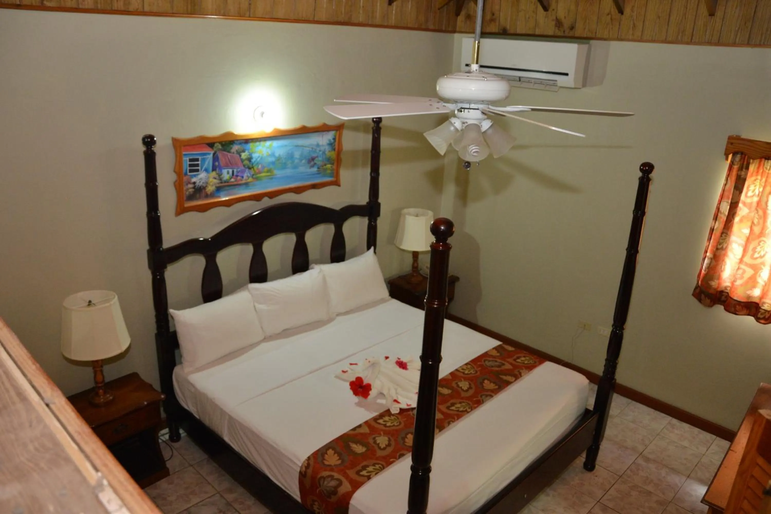 Bedroom, Bed in Merrils Beach Resort II