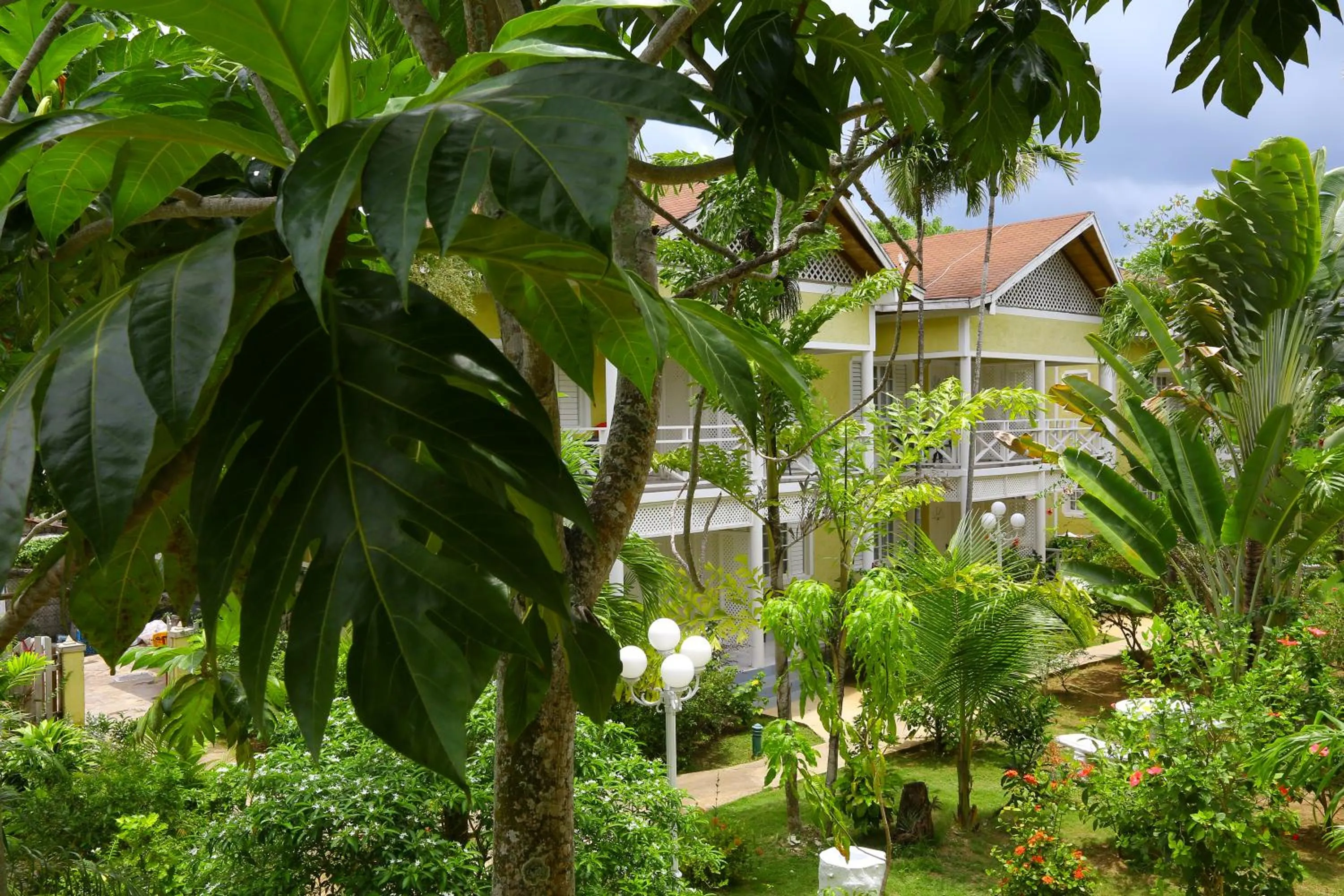 Garden in Merrils Beach Resort II