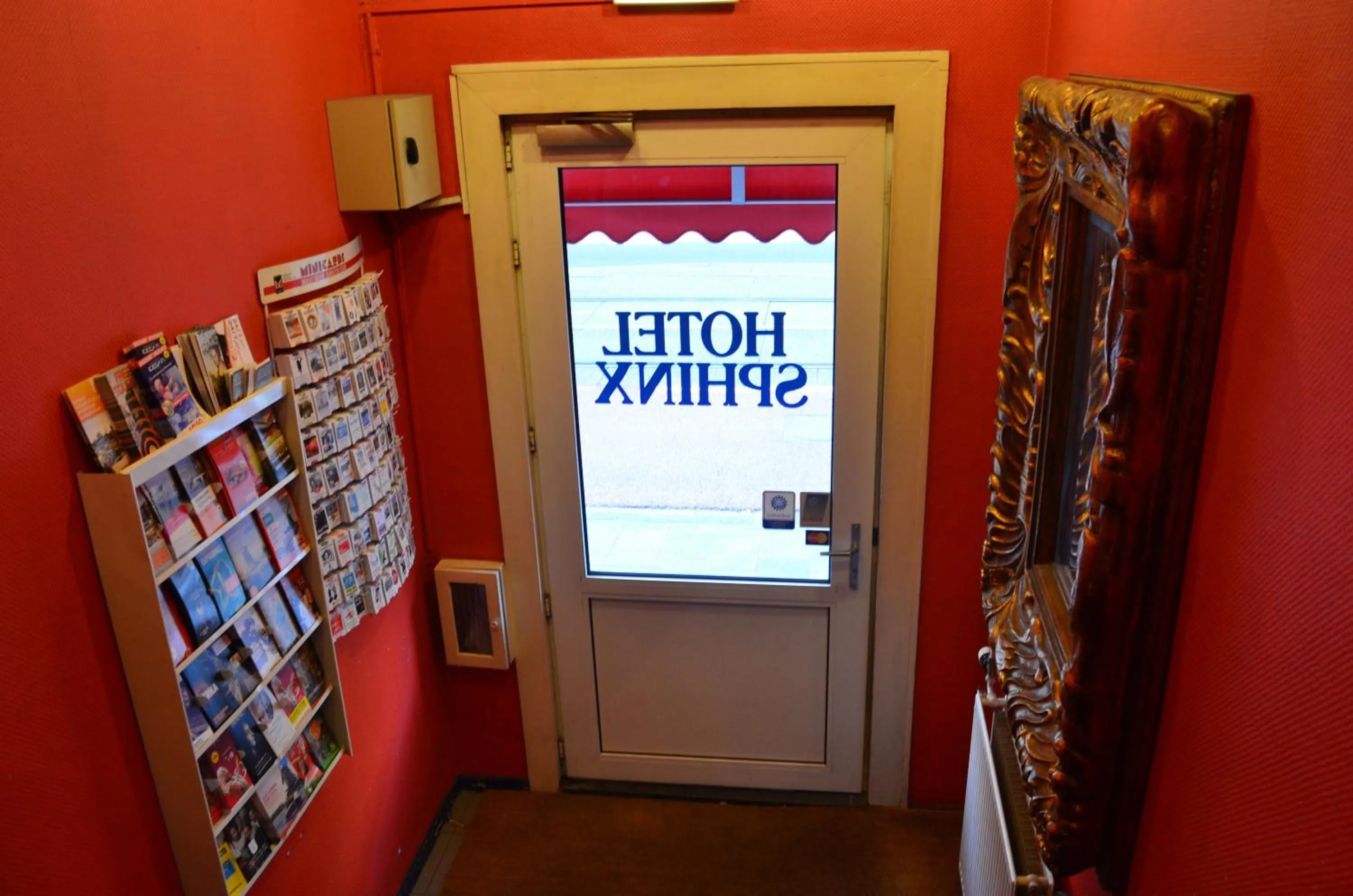 Facade/entrance in Hotel Sphinx