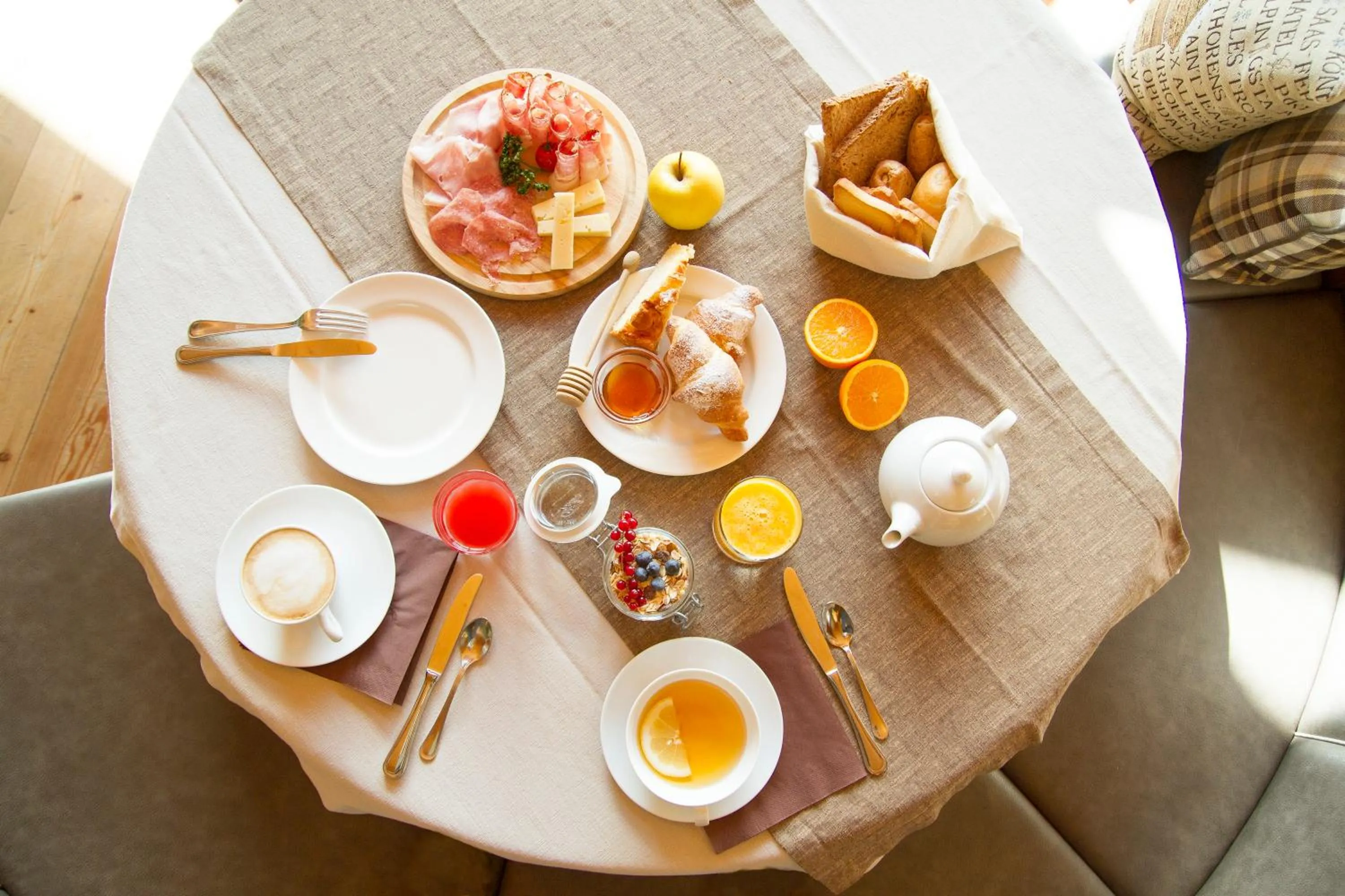 Continental breakfast in Berghotel Miramonti