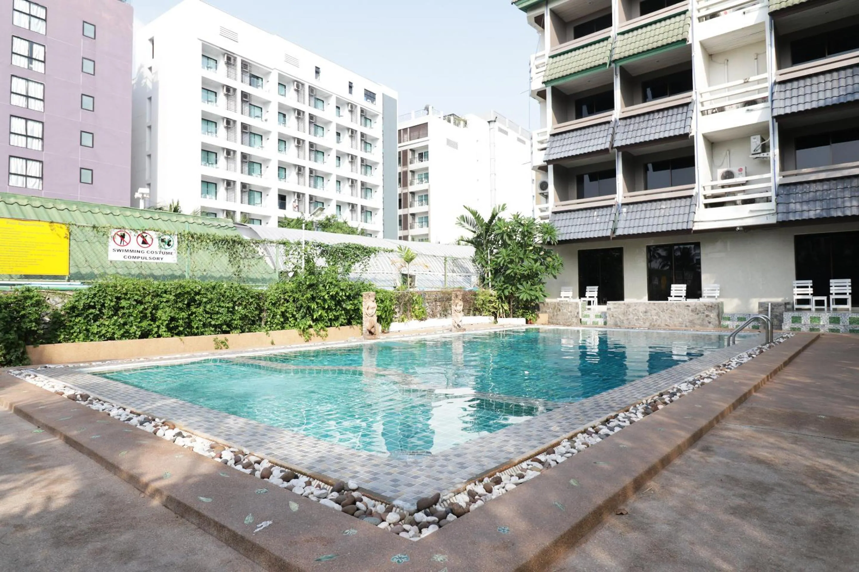 Swimming pool in Natural Beach Hotel Pattaya