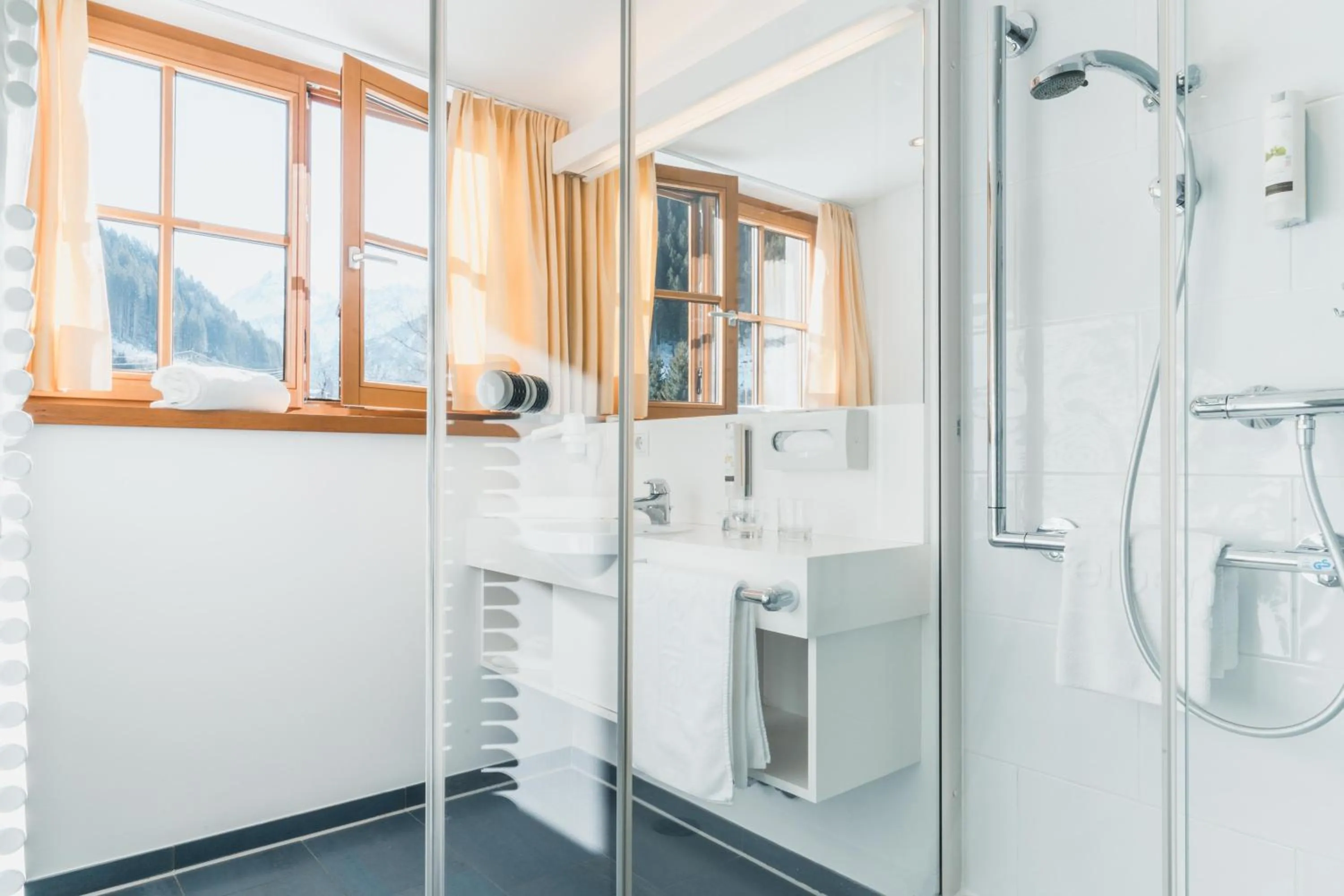 Bathroom in Felbermayer Hotel & AlpineSpa-Montafon