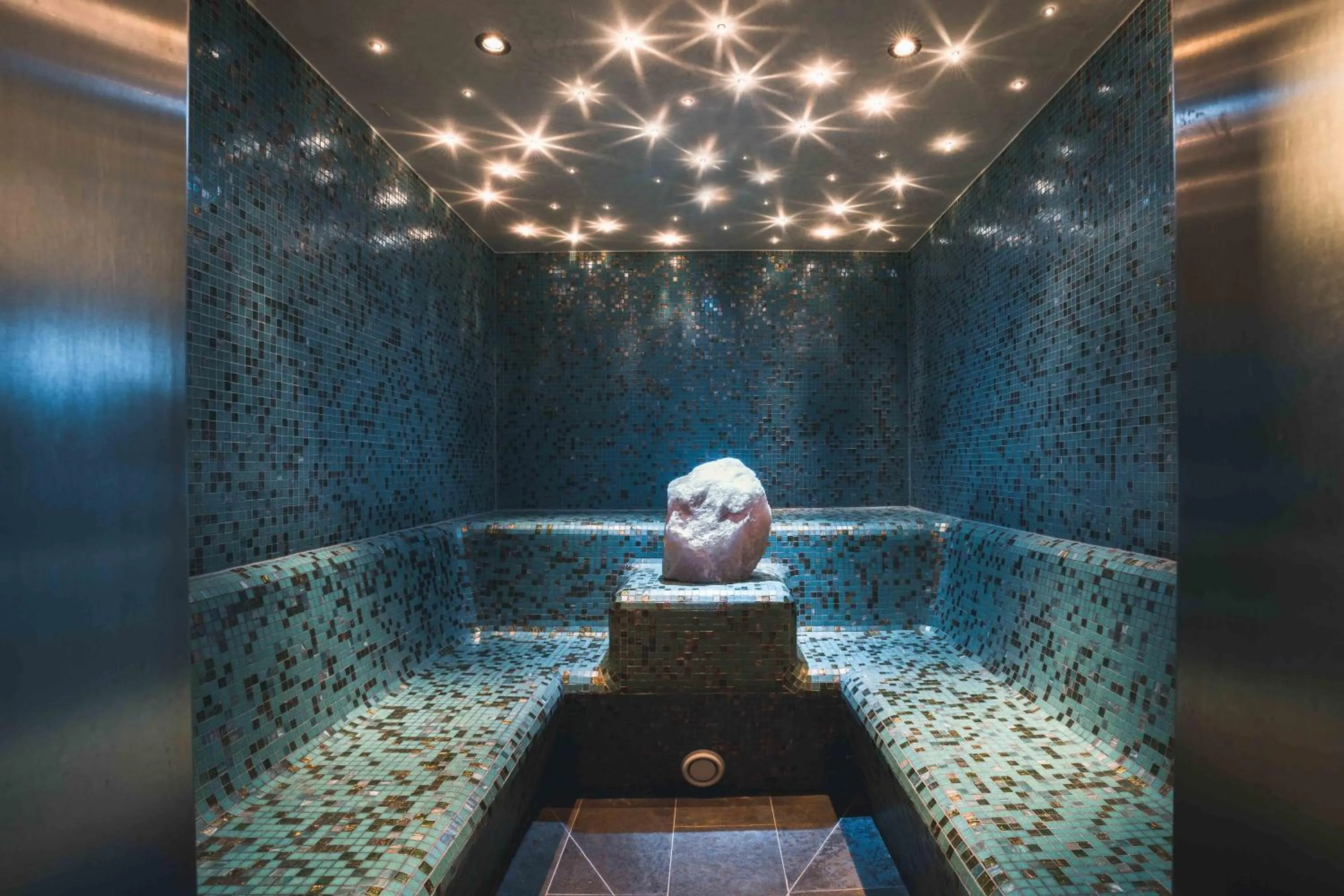 Steam room in Felbermayer Hotel & AlpineSpa-Montafon