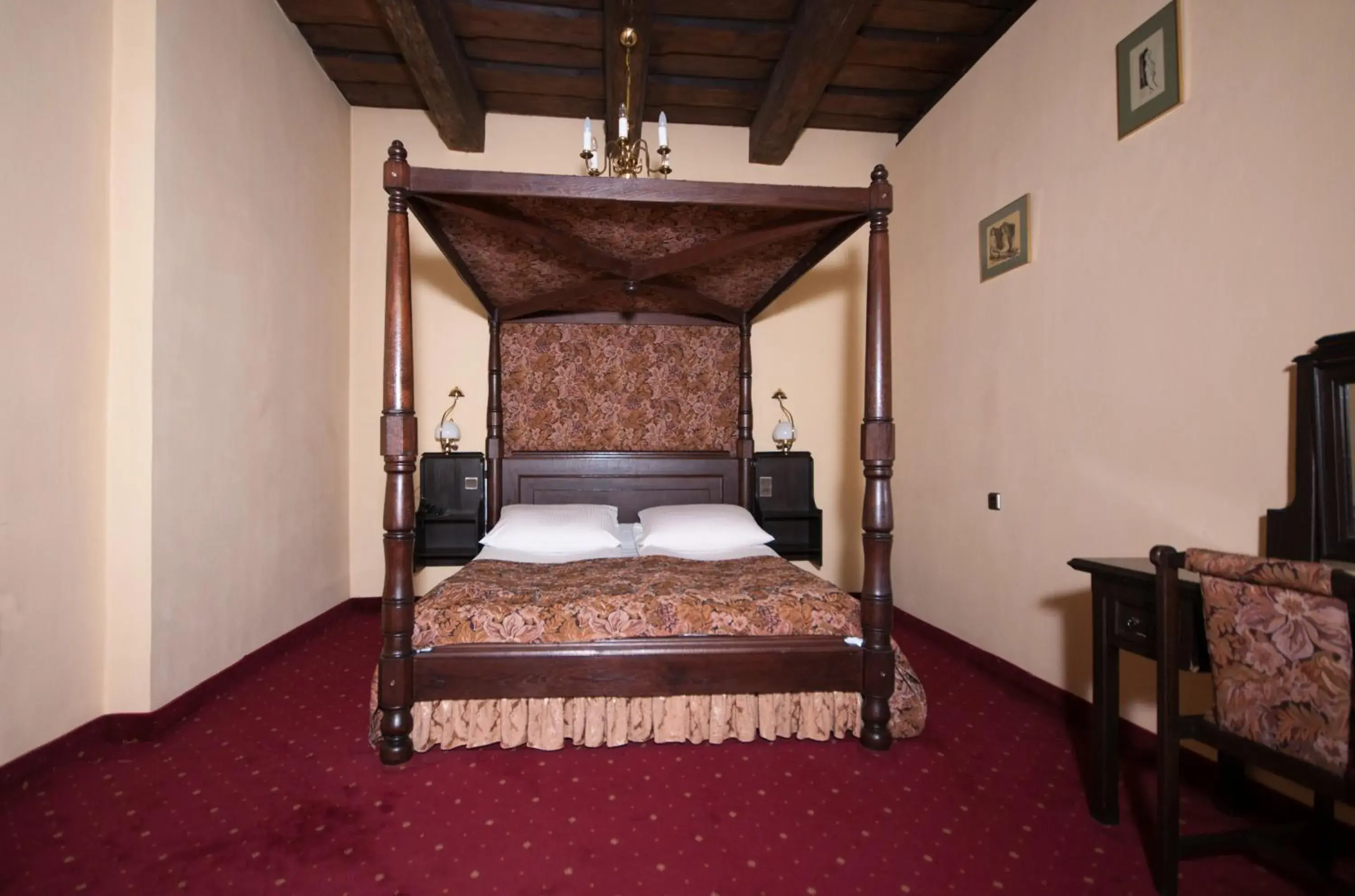 Family Suite in Hotel Dwór Polski Family Suite in Hotel Dwór Polski