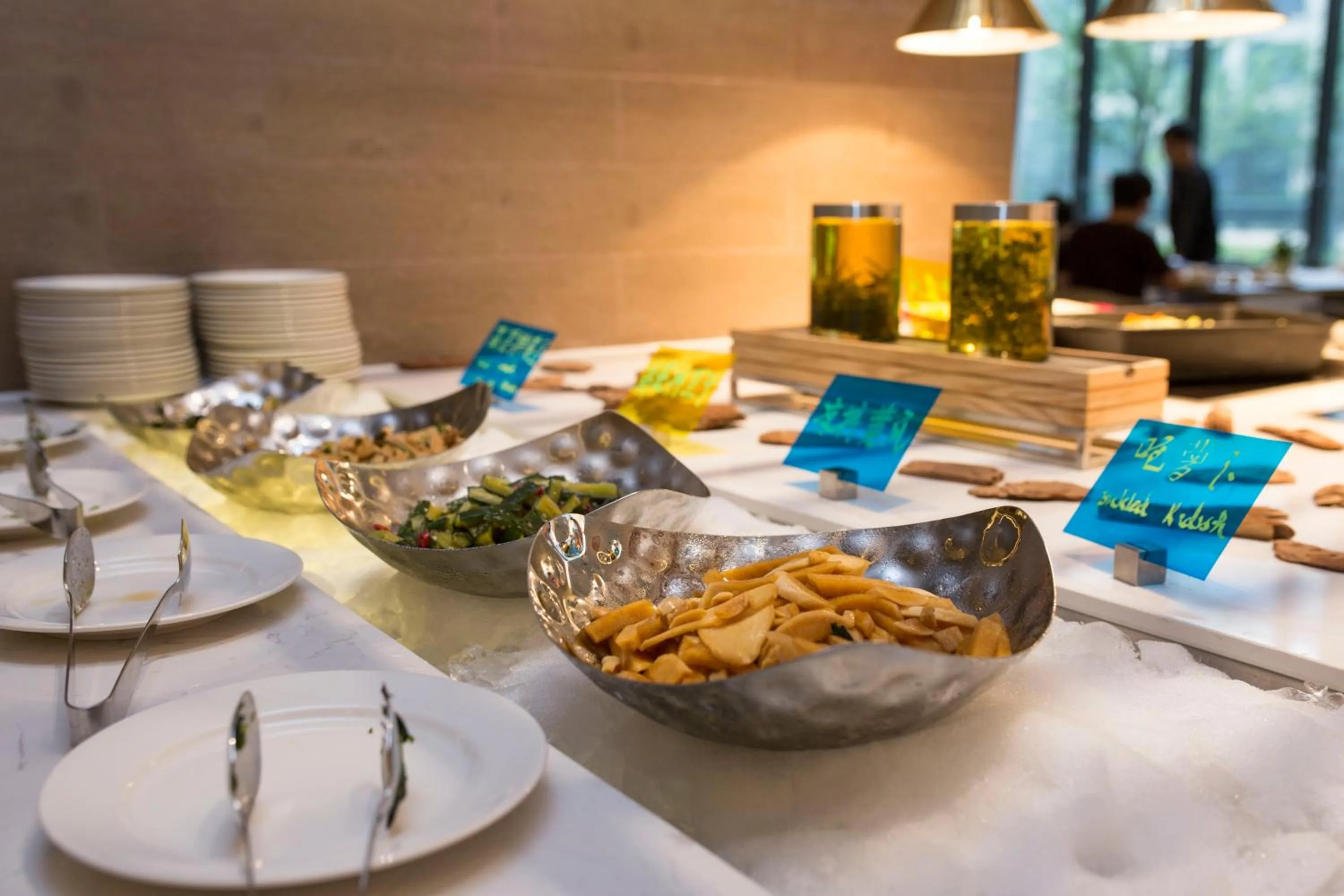 Breakfast in Q-Box Hotel Shanghai Sanjiagang -Offer Pudong International Airport and Disney shuttle