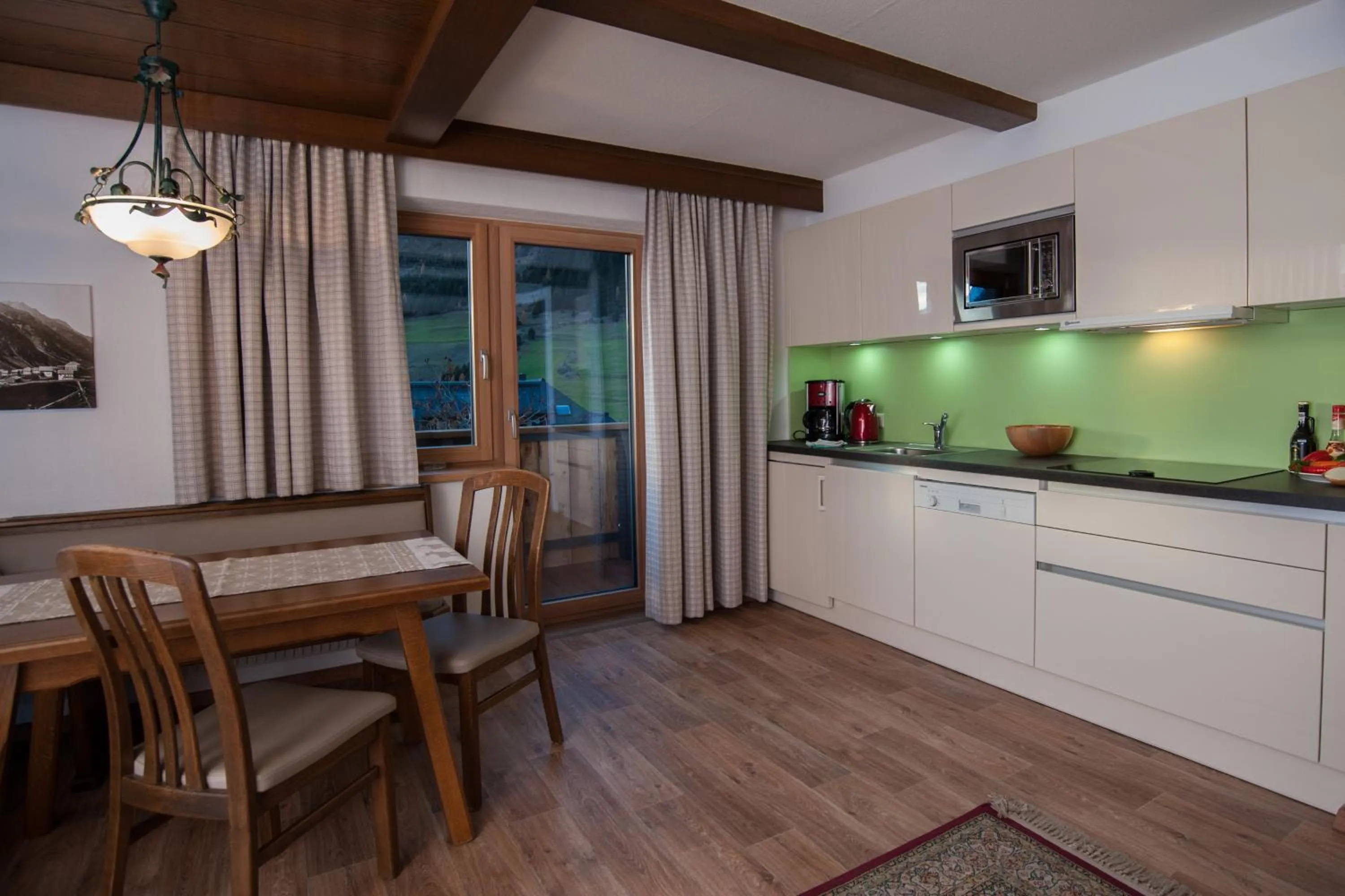 Night in Hotel Garni Pra Posta