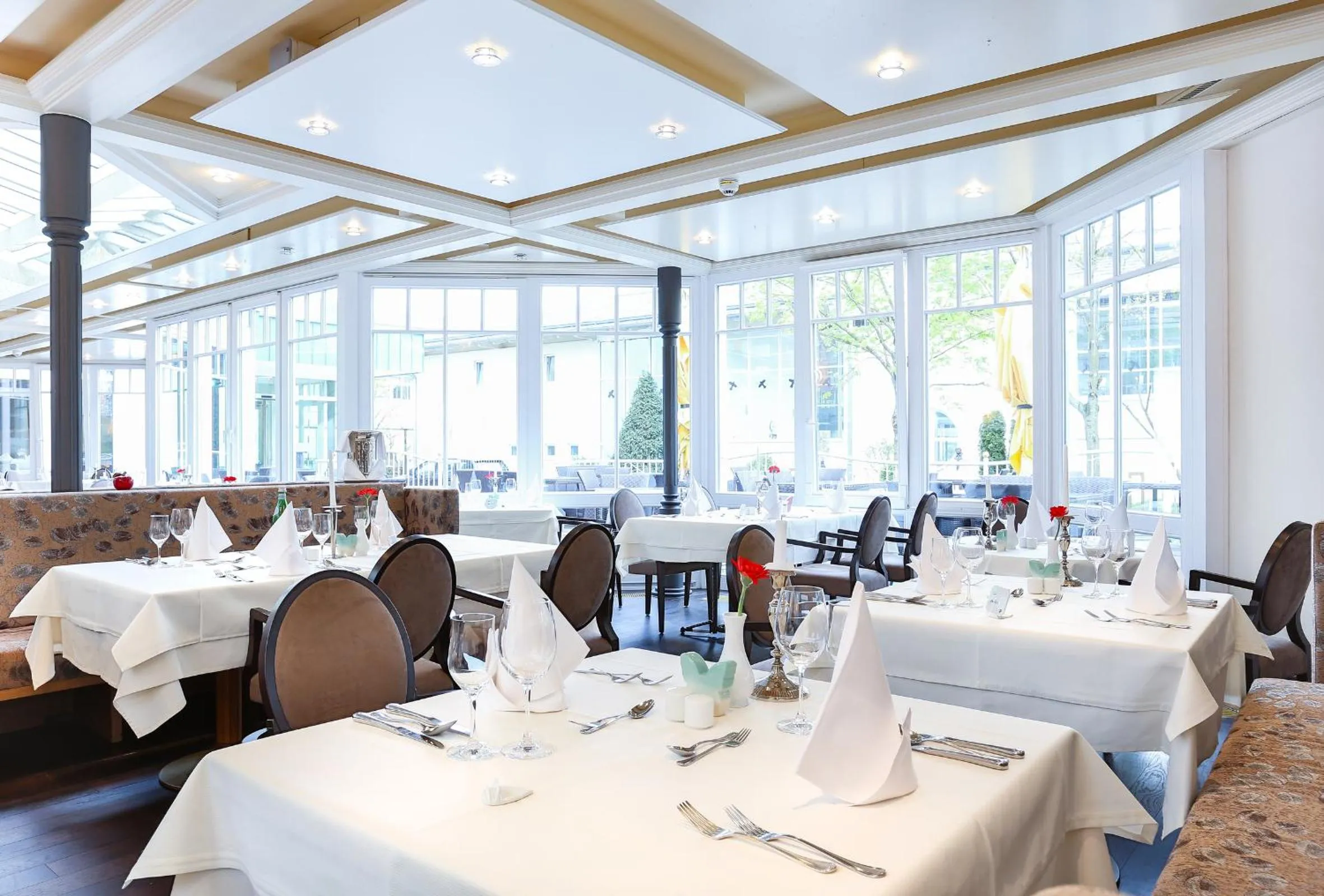 Restaurant/places to eat in Holzapfel