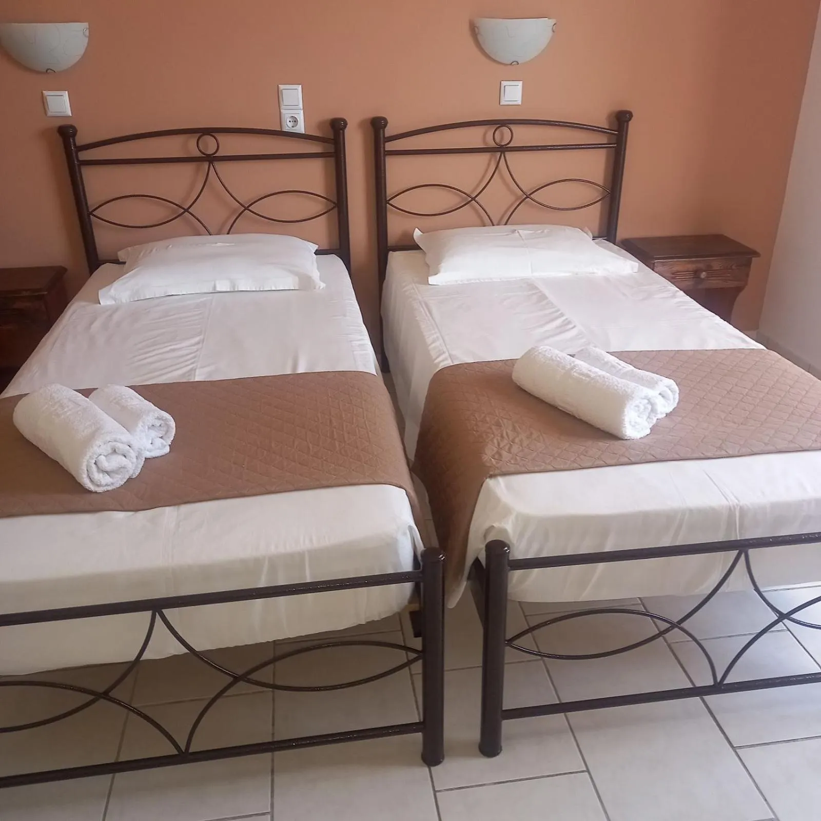 Bed in Manolis Studios