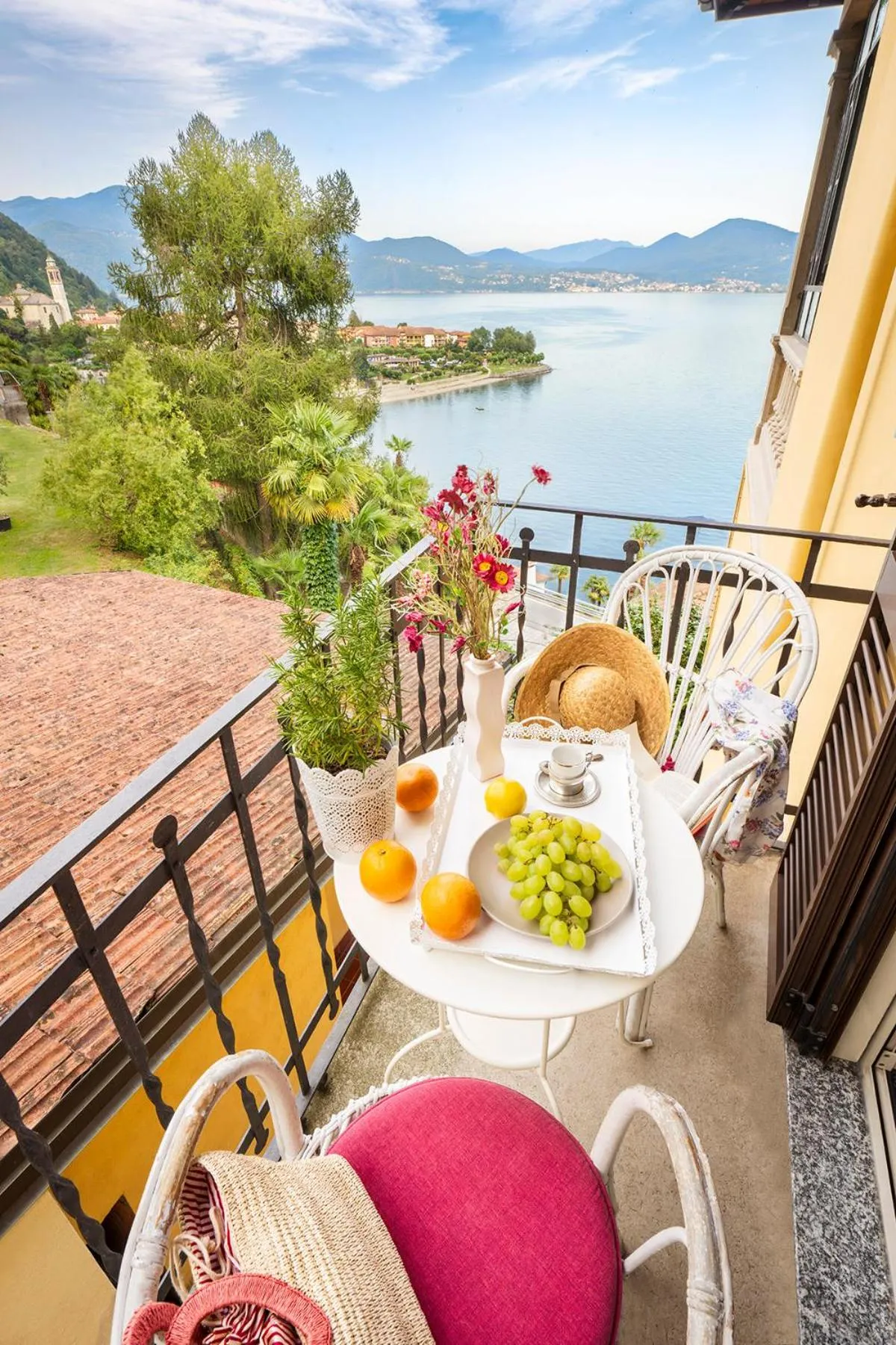 Patio in Hotel La Rondinella