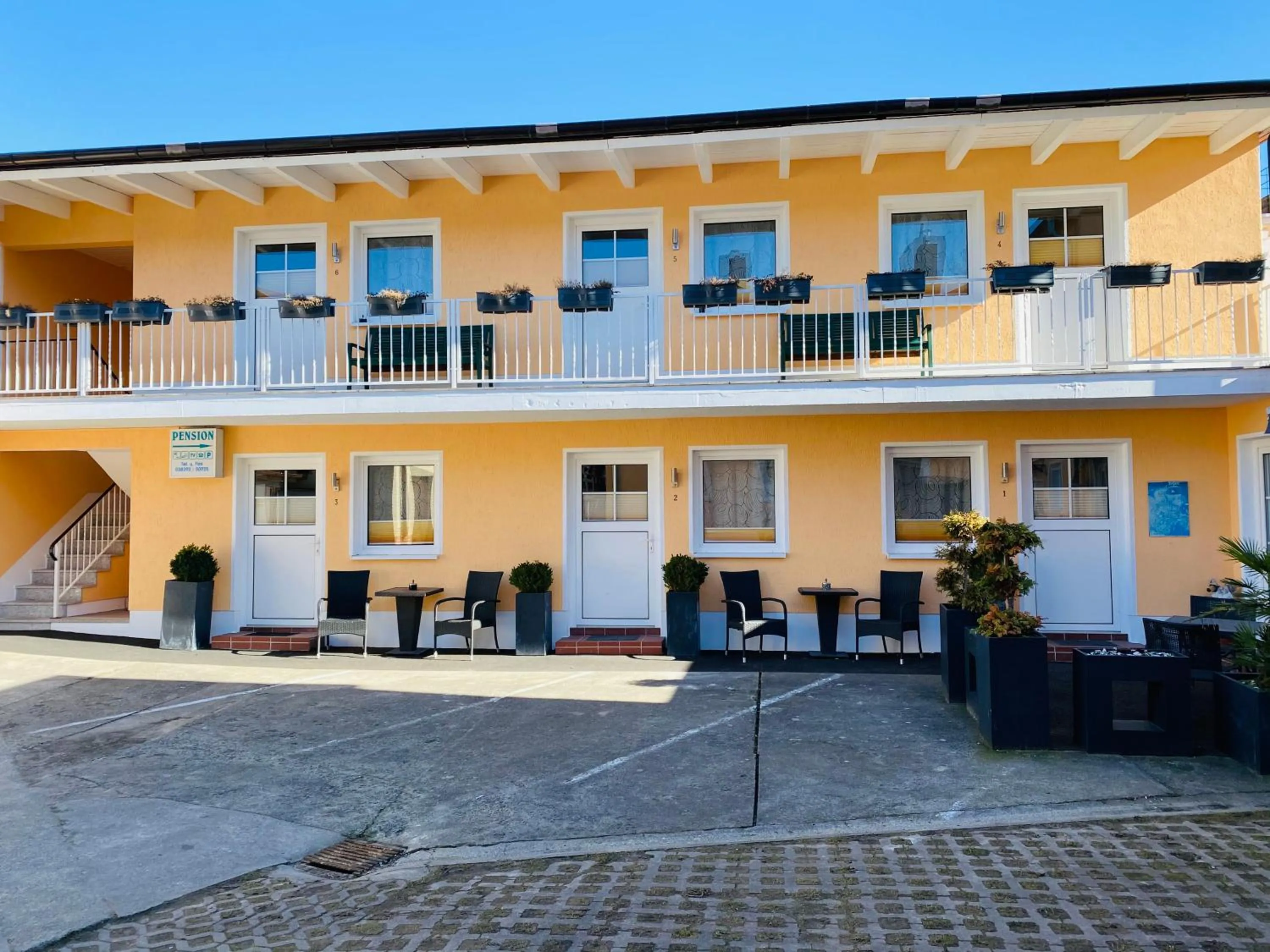 Property building in Pension & Ferienwohnungen Schneidereit