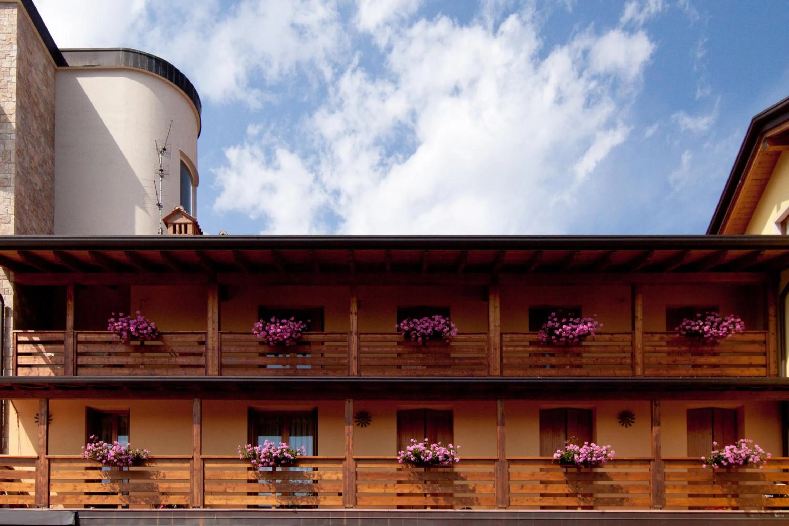 Facade/entrance in Albergo Milano