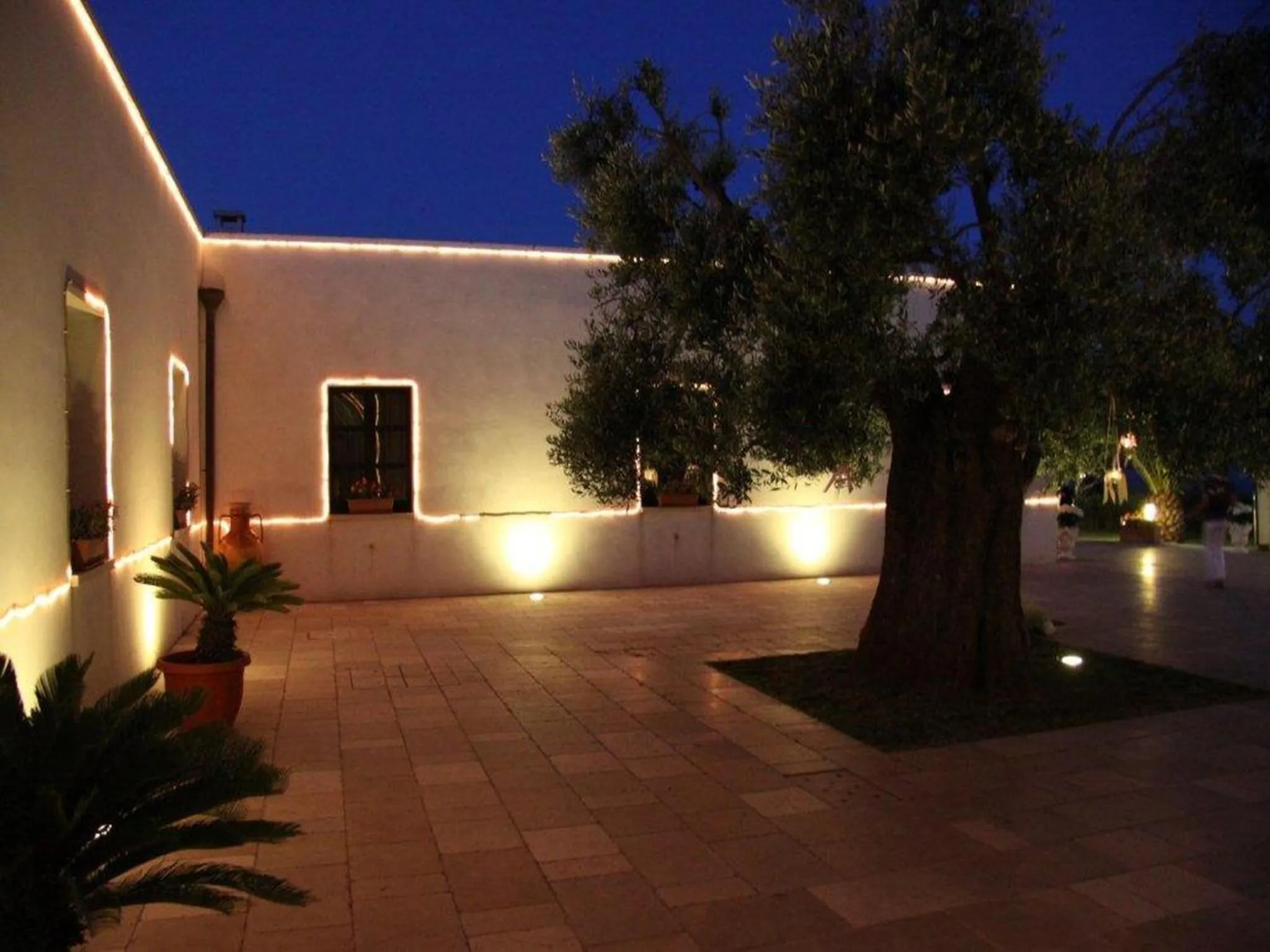 Night in Hotel Saraceno Al Faro