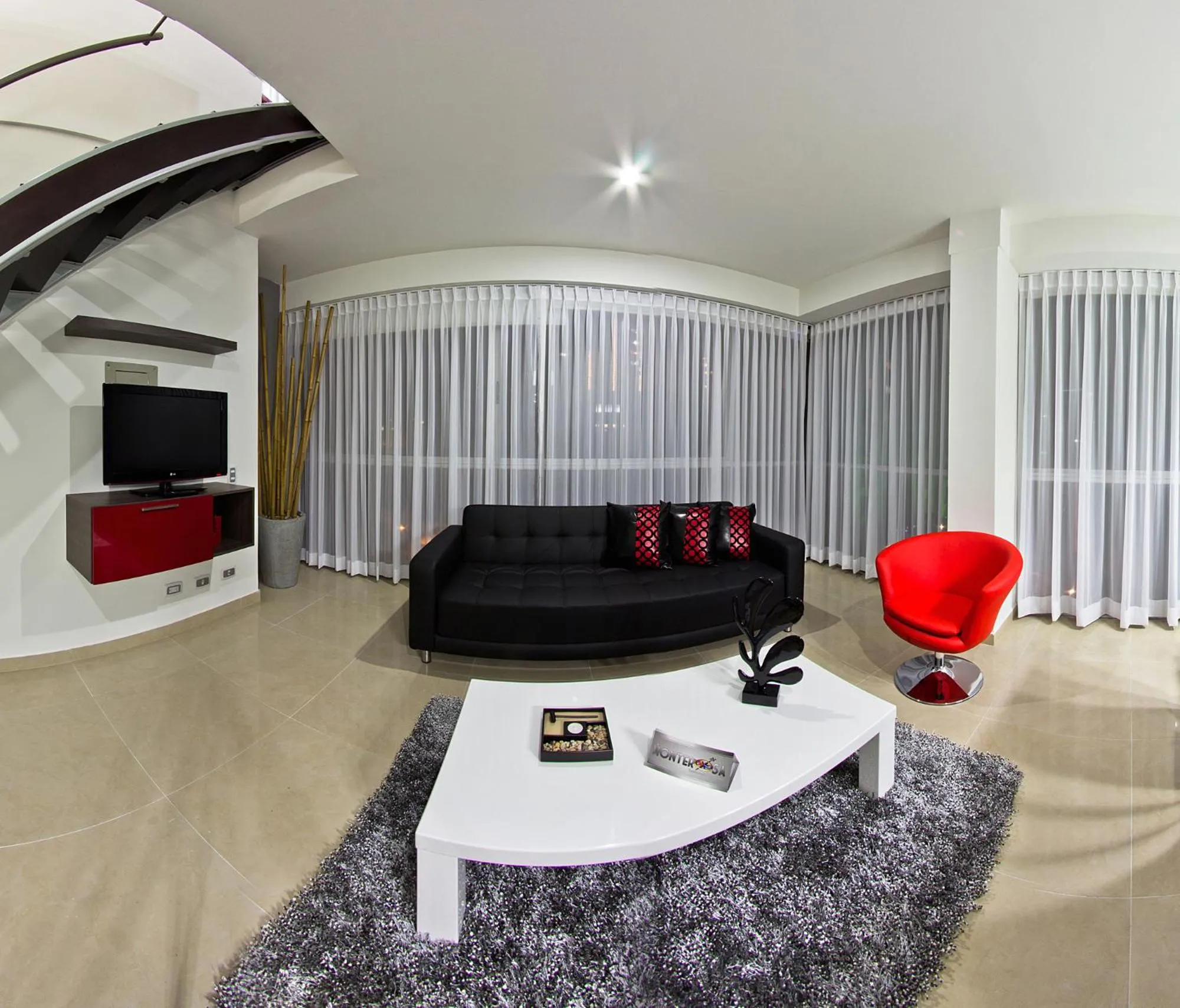 Communal lounge/ TV room in Monterosa Apartamentos Amoblados