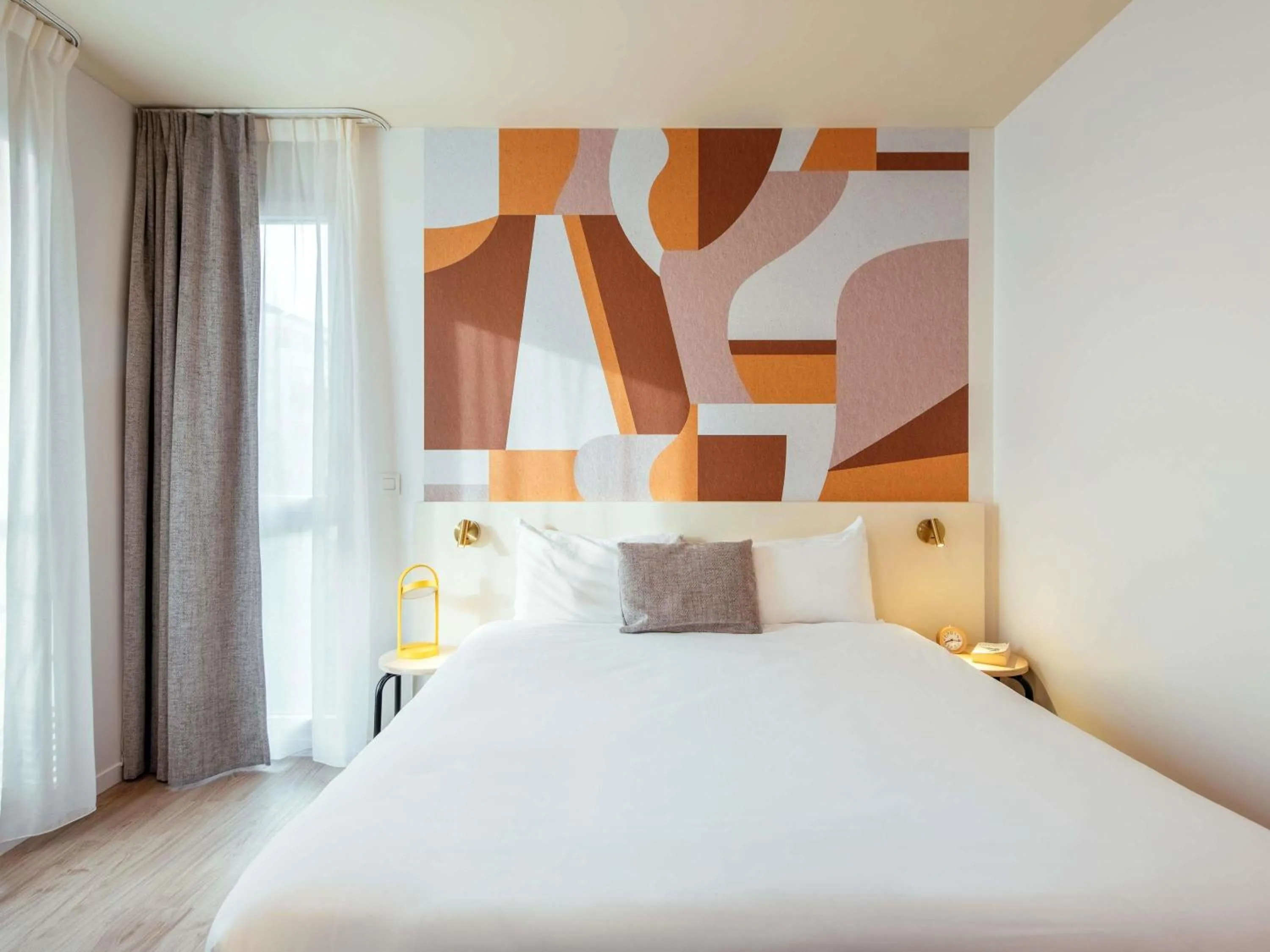 Bedroom, Bed in Aparthotel Adagio Access Paris Asnières