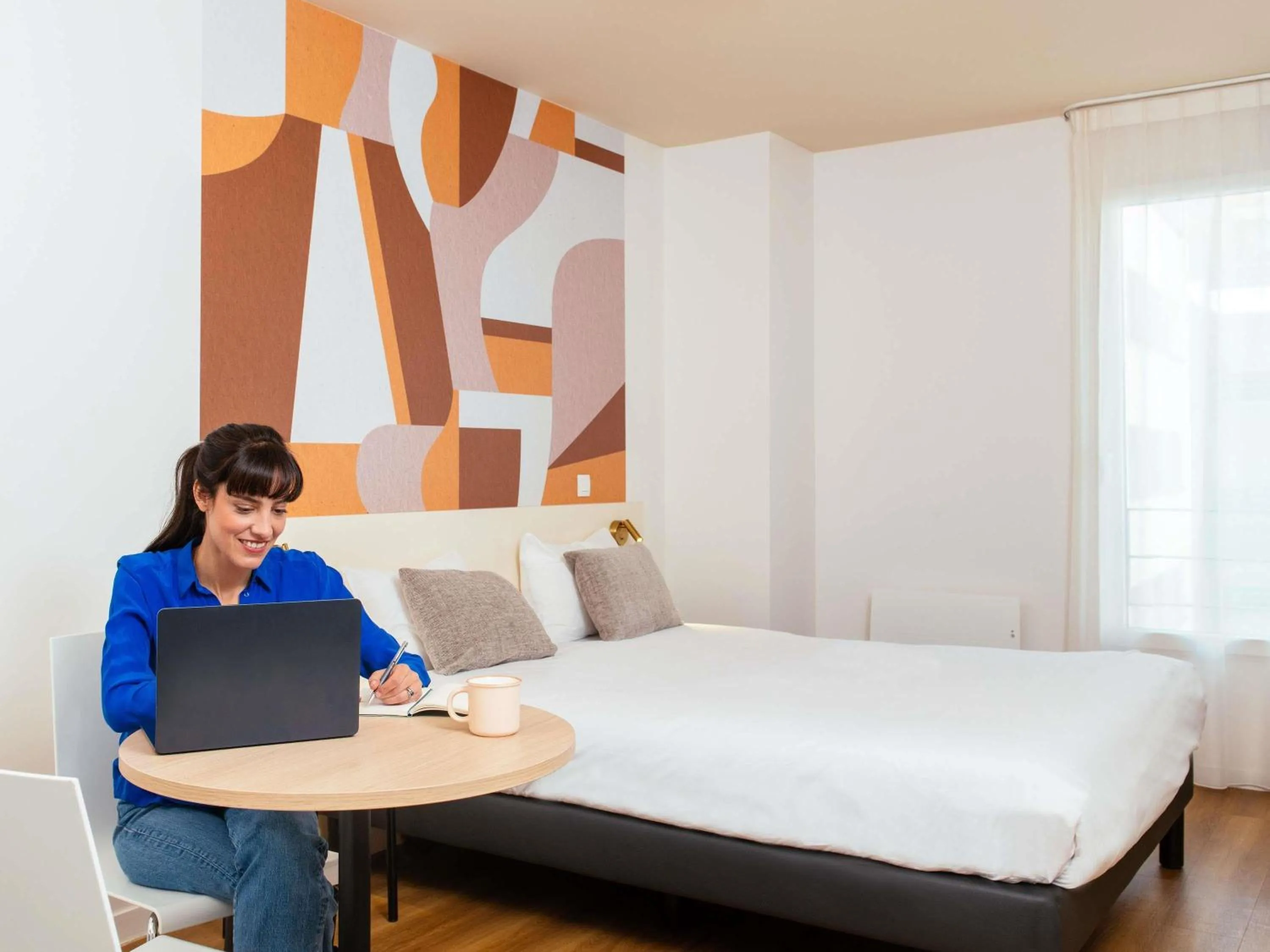 Bedroom, Bed in Aparthotel Adagio Access Paris Asnières