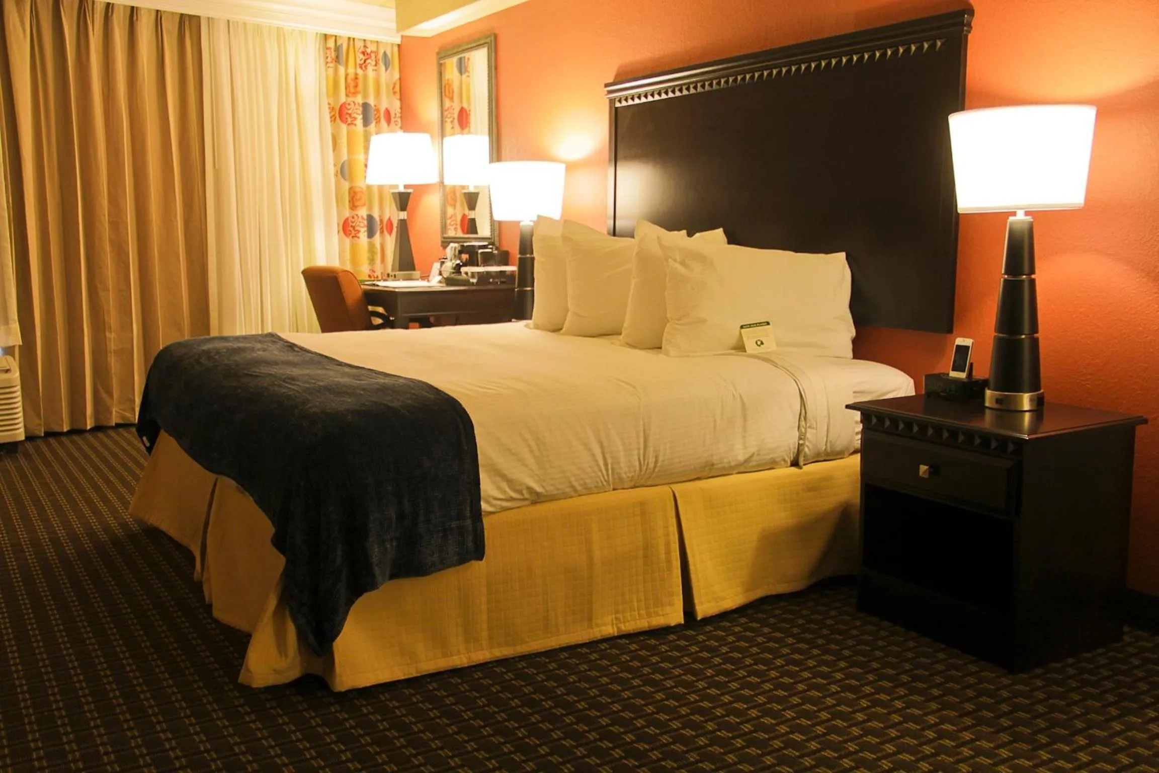 Bedroom, Bed in Decatur Conference Center and Hotel