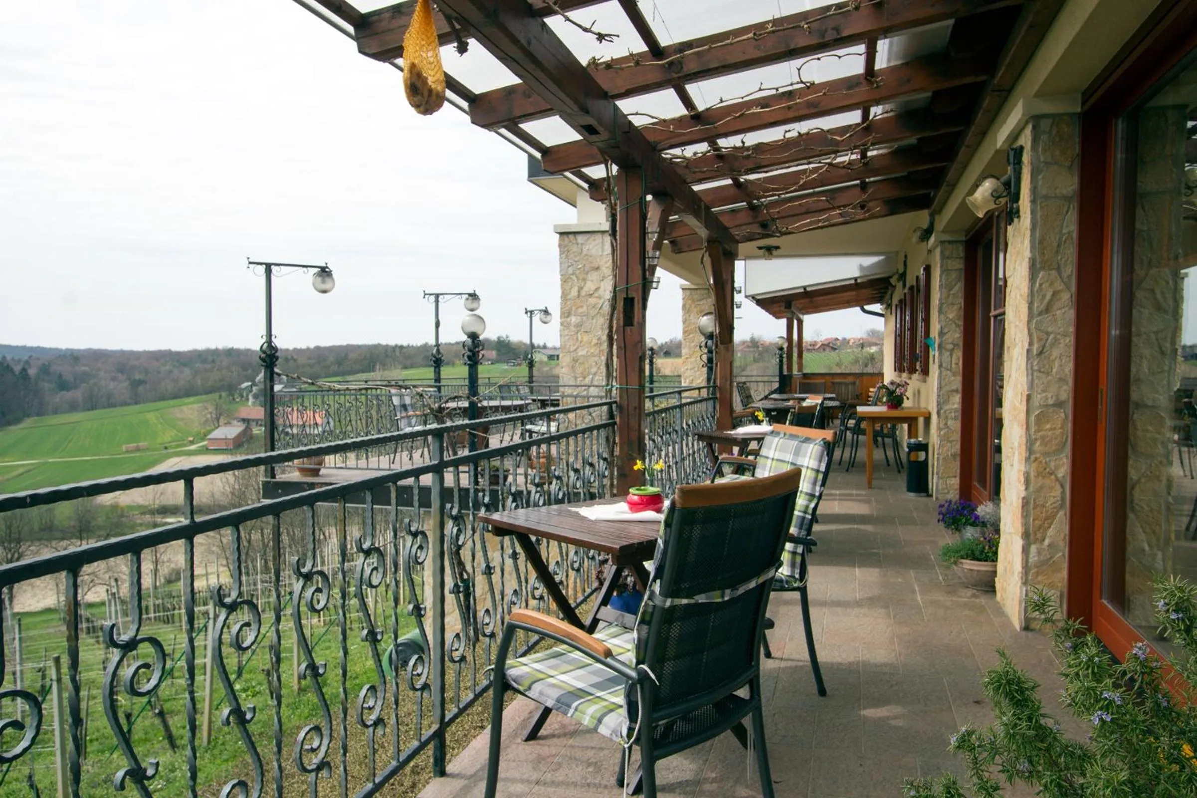 Spring in Tourism Tompa