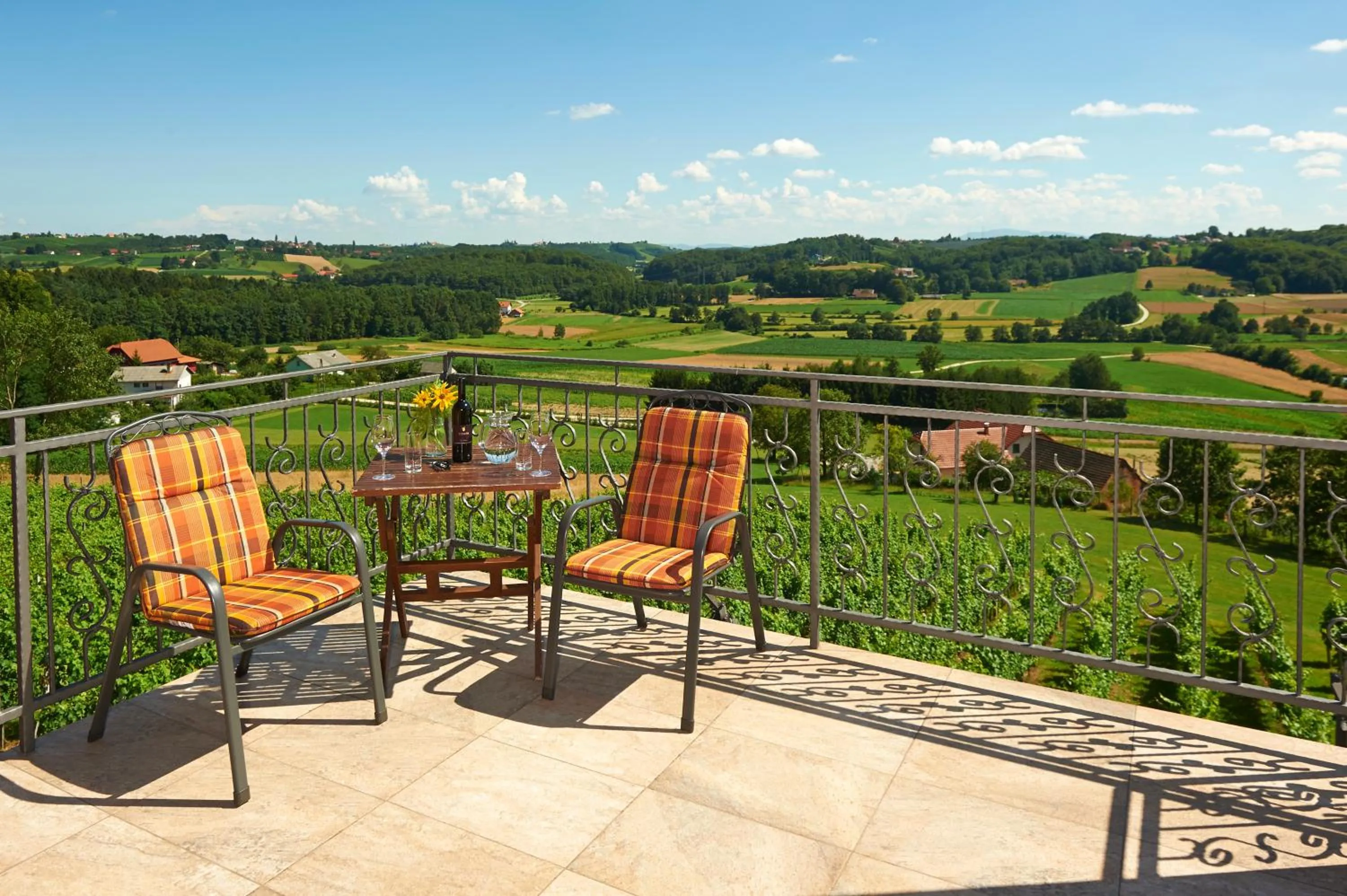 Spring in Tourism Tompa