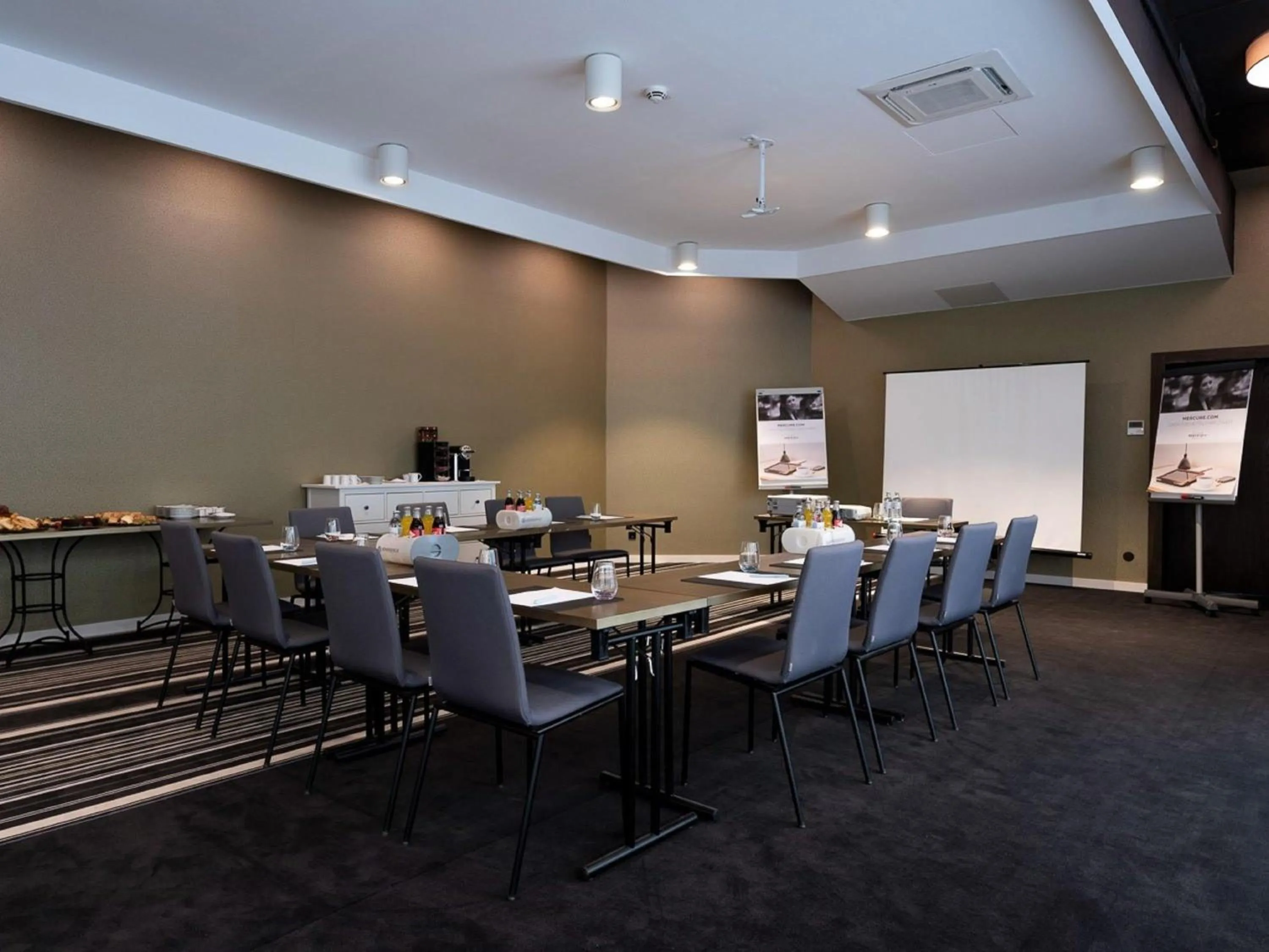 Meeting/conference room in Mercure Hotel Raphael Wien