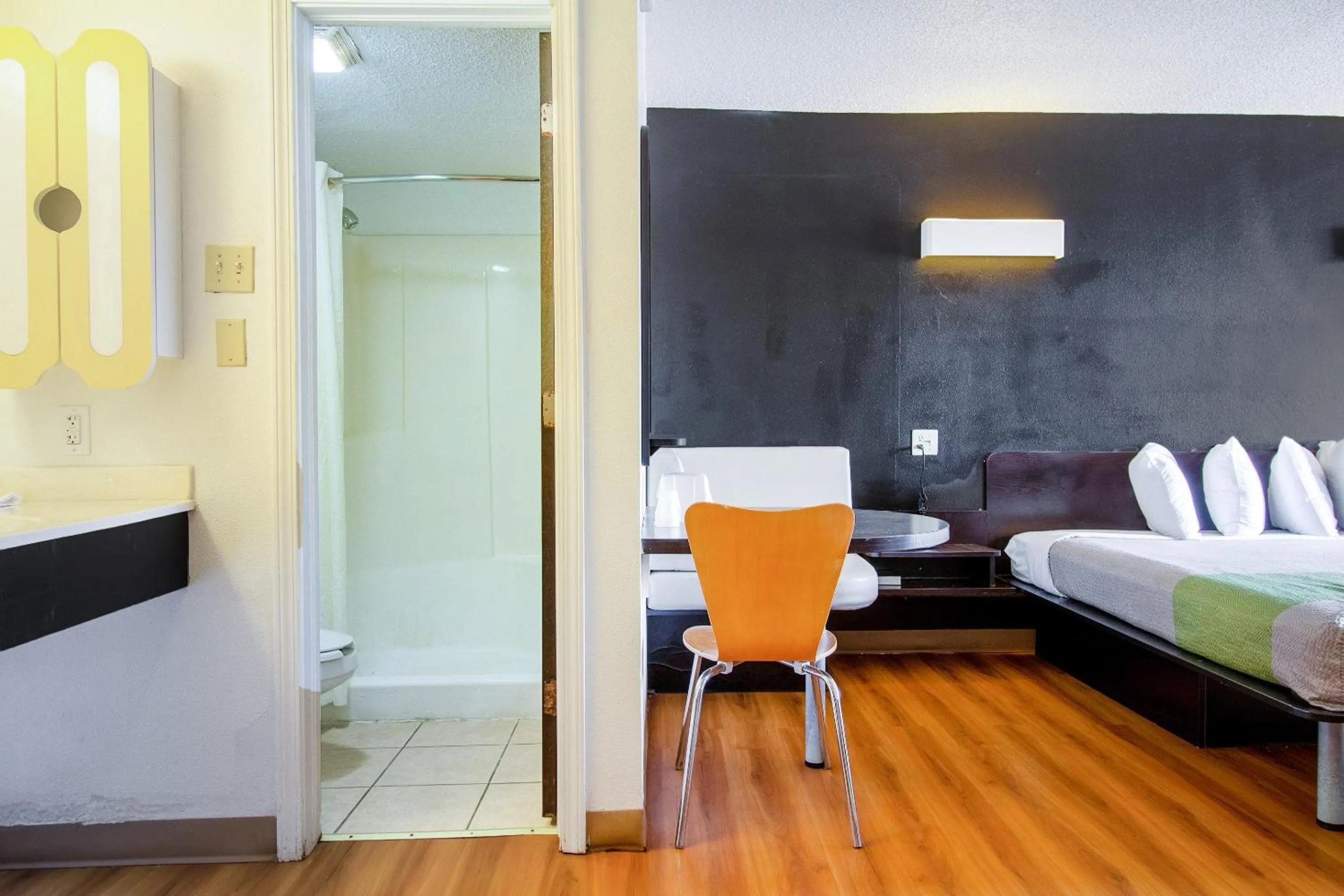 Bedroom in Studio Inn Extended Stay Oklahoma City Airport by OYO