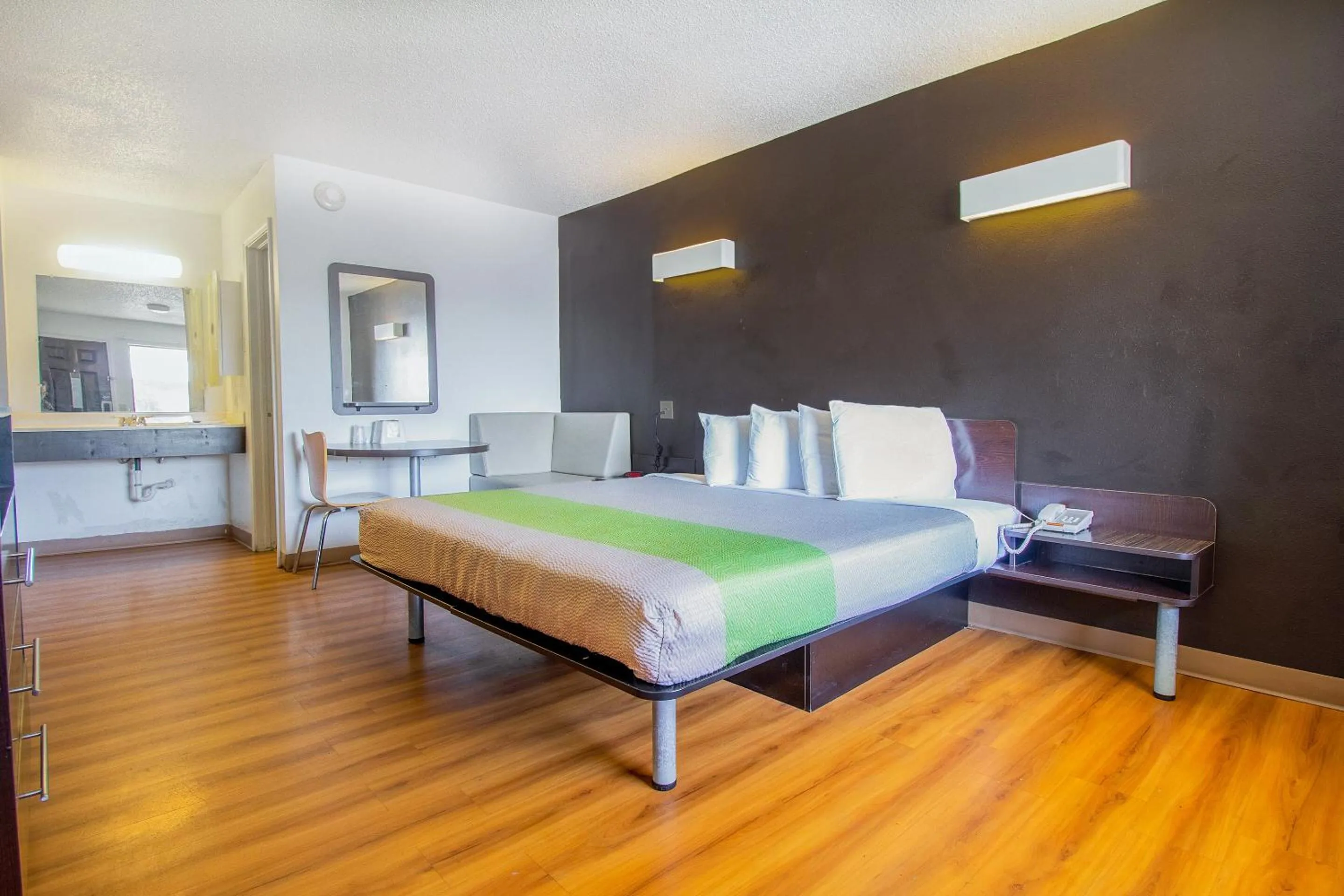 Bedroom in Studio Inn Extended Stay Oklahoma City Airport by OYO