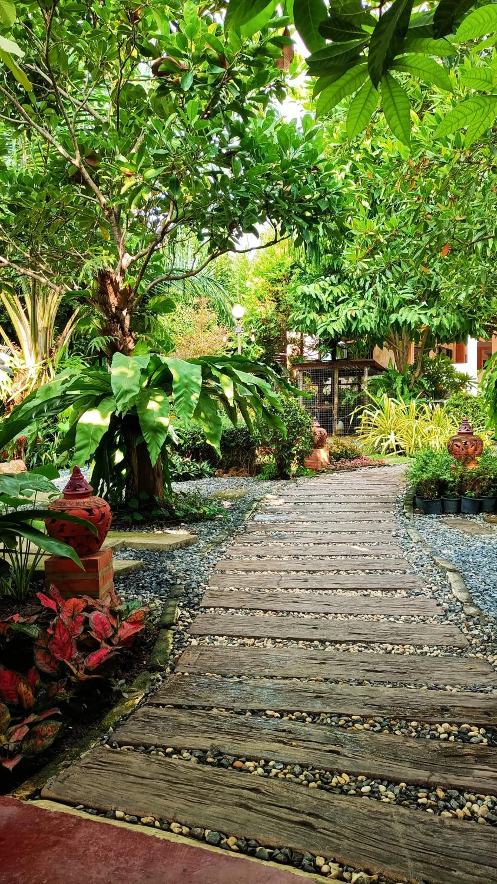 Baan Canalee (บ้านคานาลี)