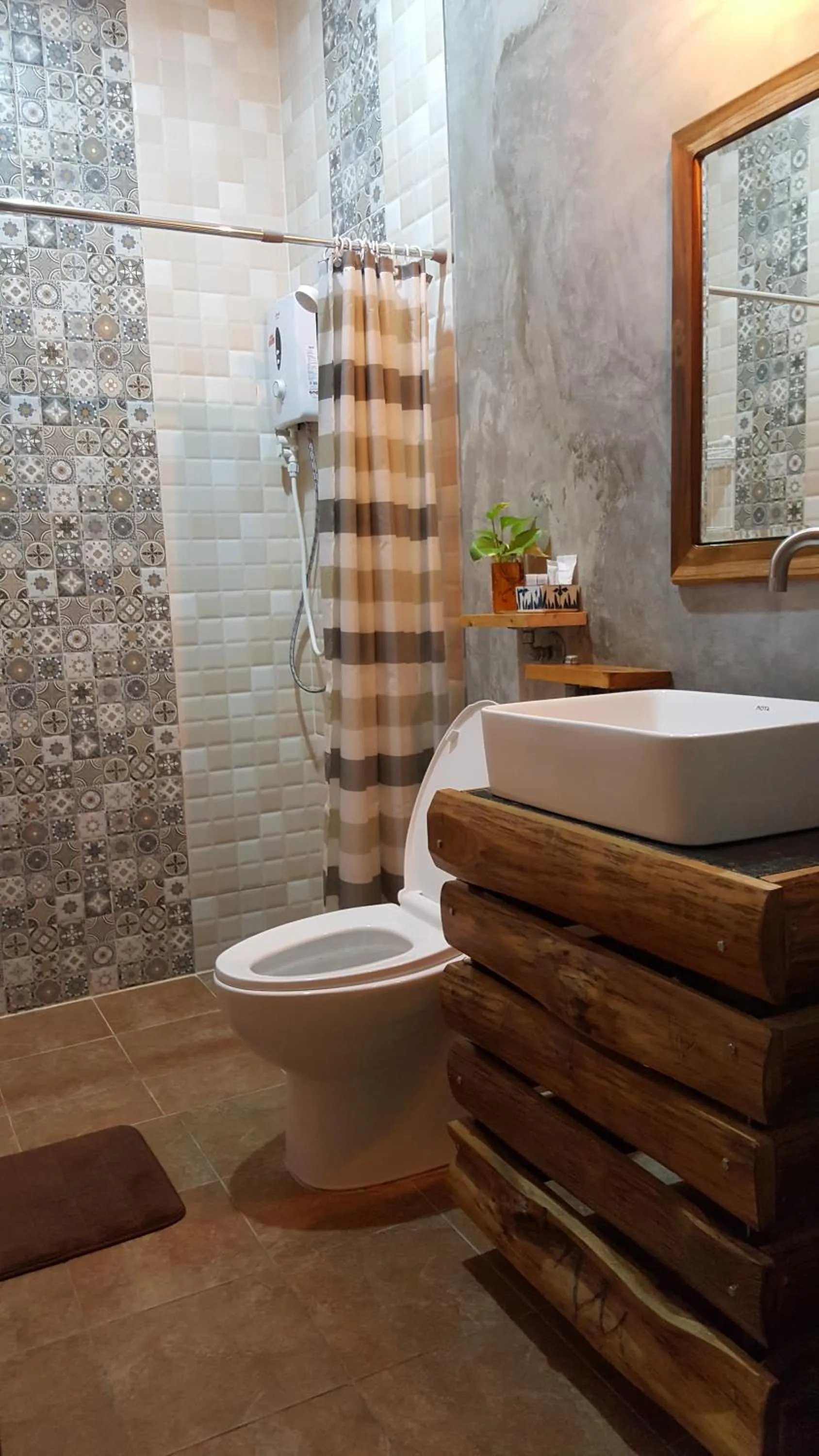 Baan Canalee (บ้านคานาลี)