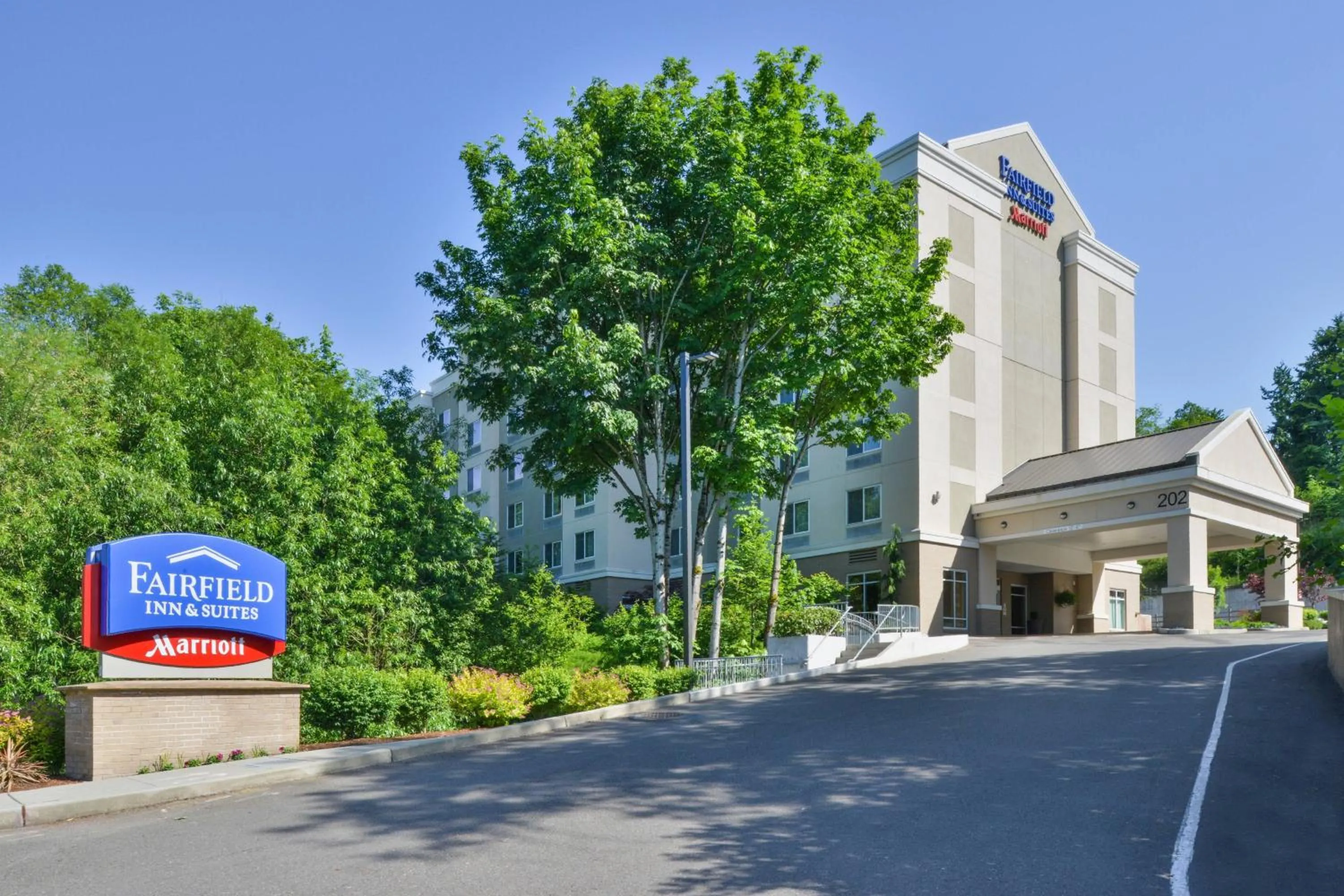 Property building in Fairfield by Marriott Tacoma Puyallup