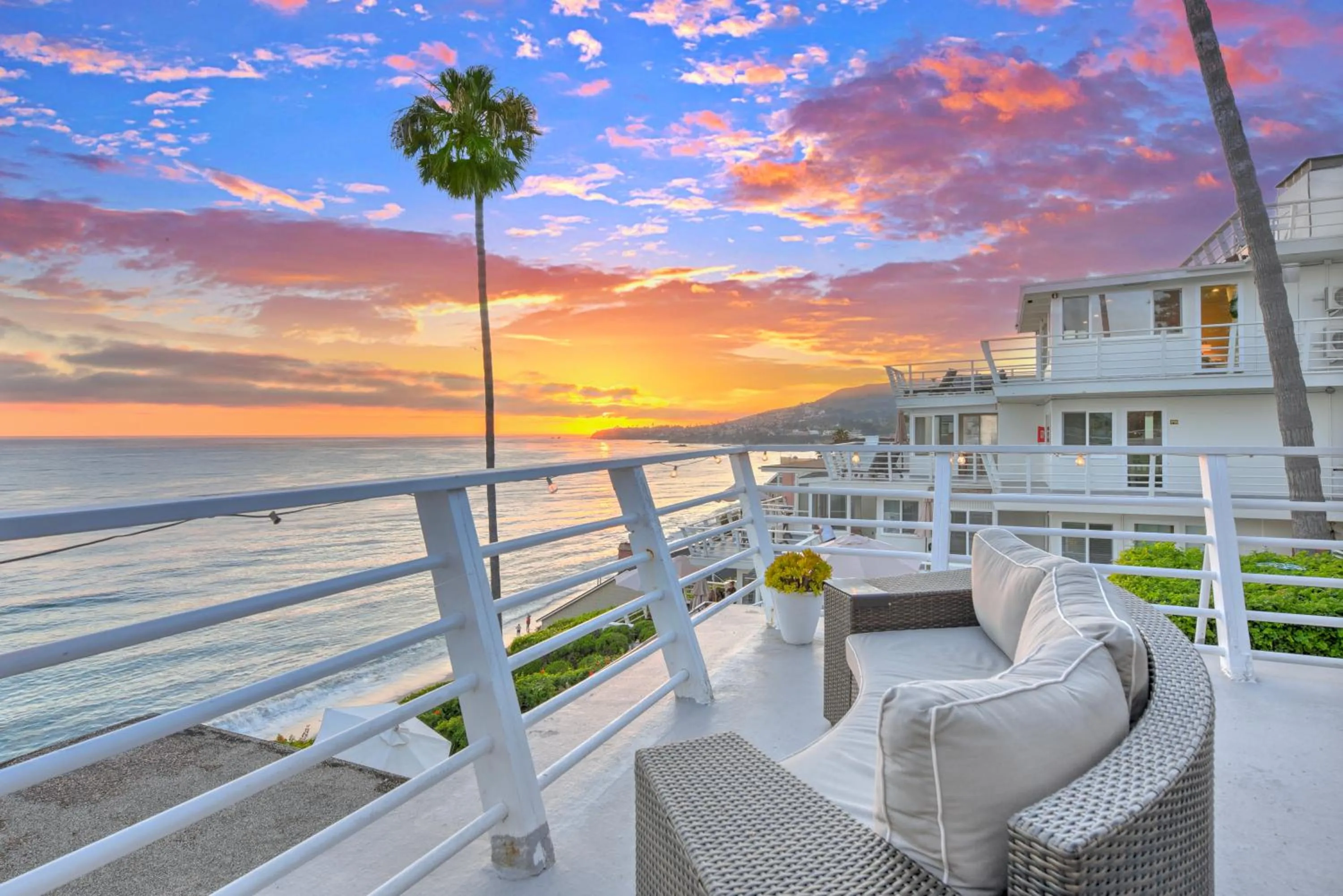 Property building in Laguna Surf Lodge by SCP Hotels