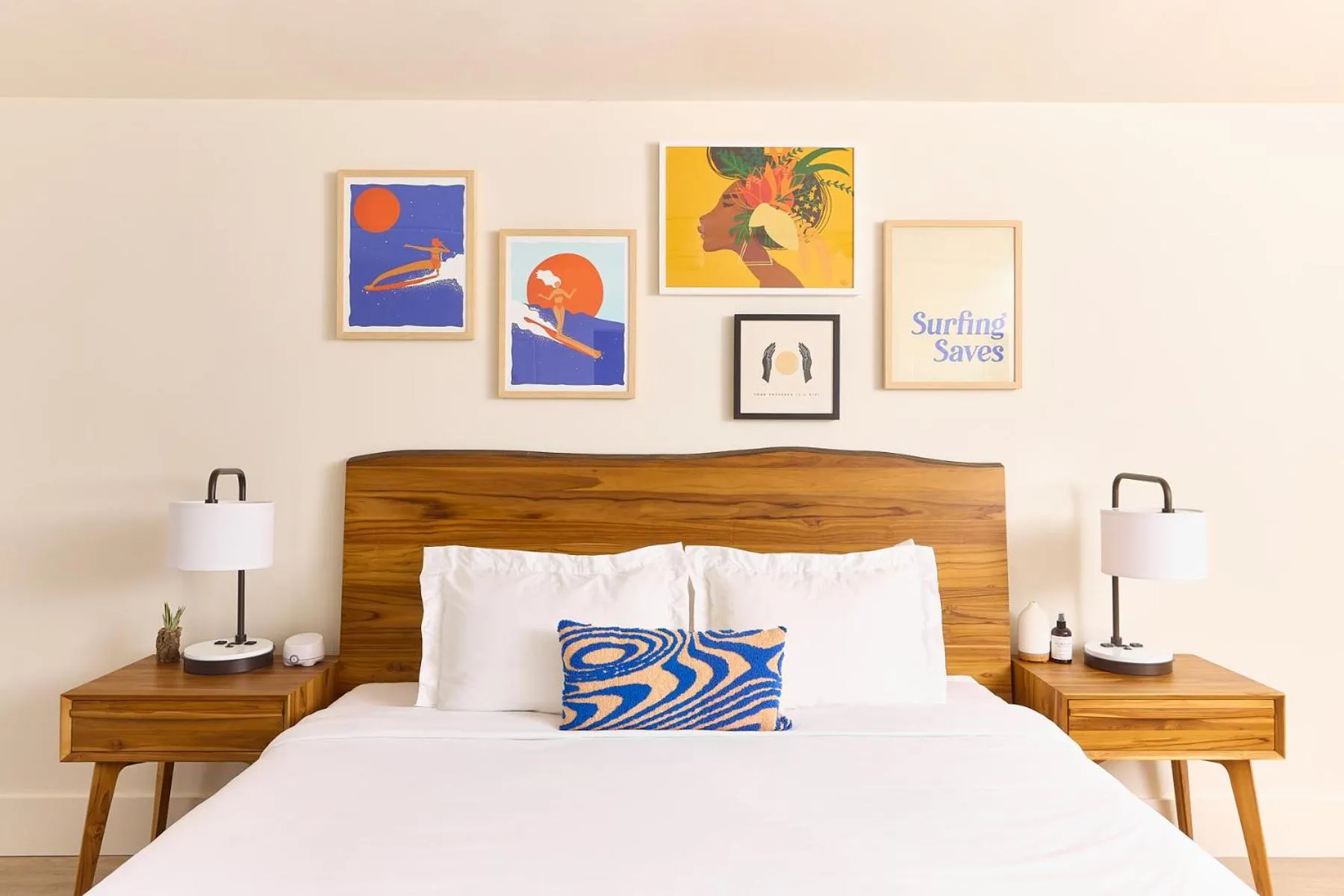 Bed in Laguna Surf Lodge by SCP Hotels