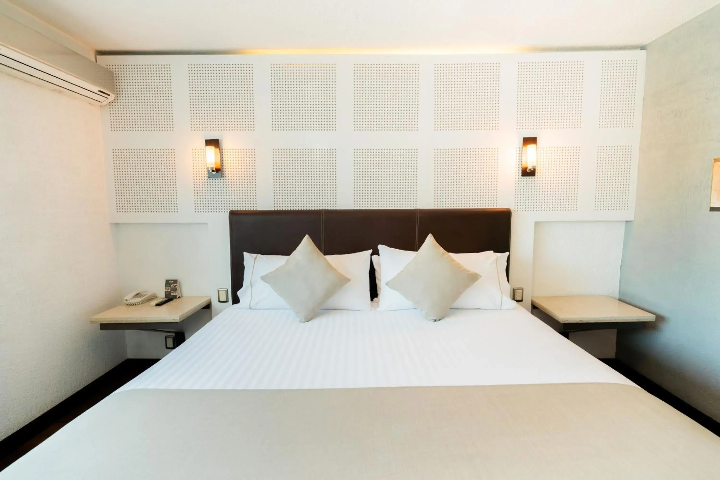 King Room in Hotel Rio Tequisquiapan King Room in Hotel Rio Tequisquiapan