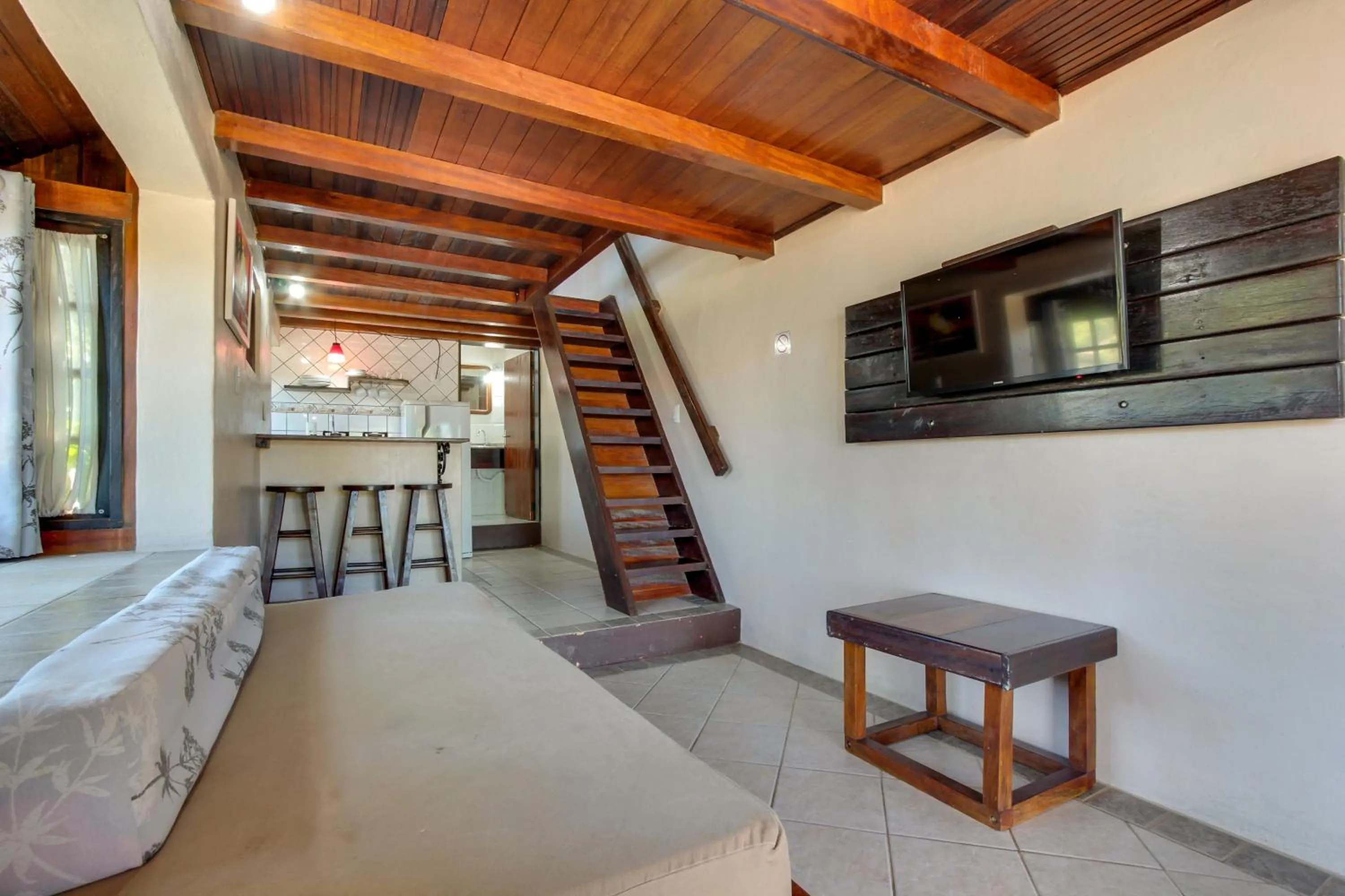 Communal lounge/ TV room in Pousada dos Ingleses