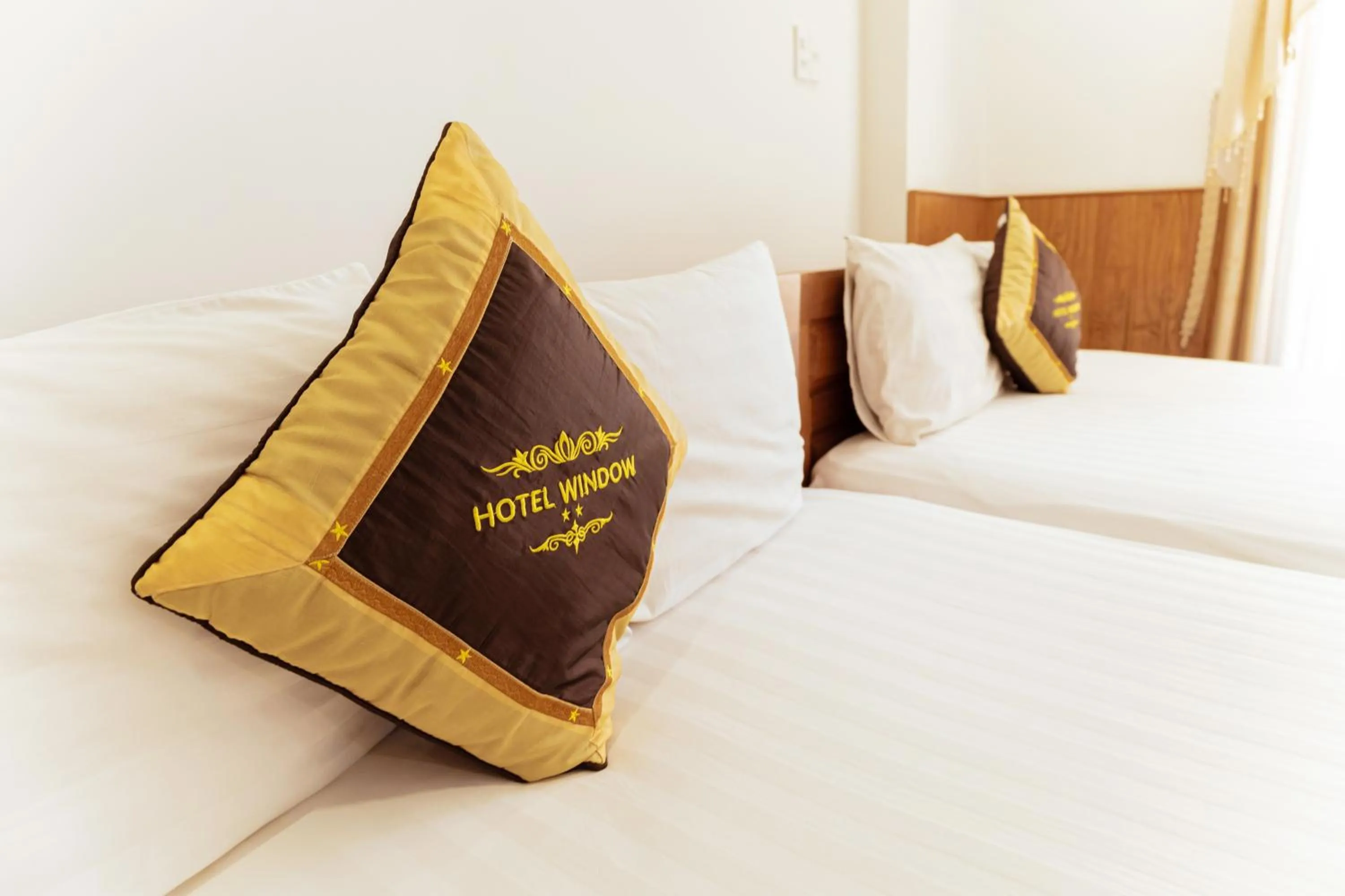 Bed in Window 1 Hotel