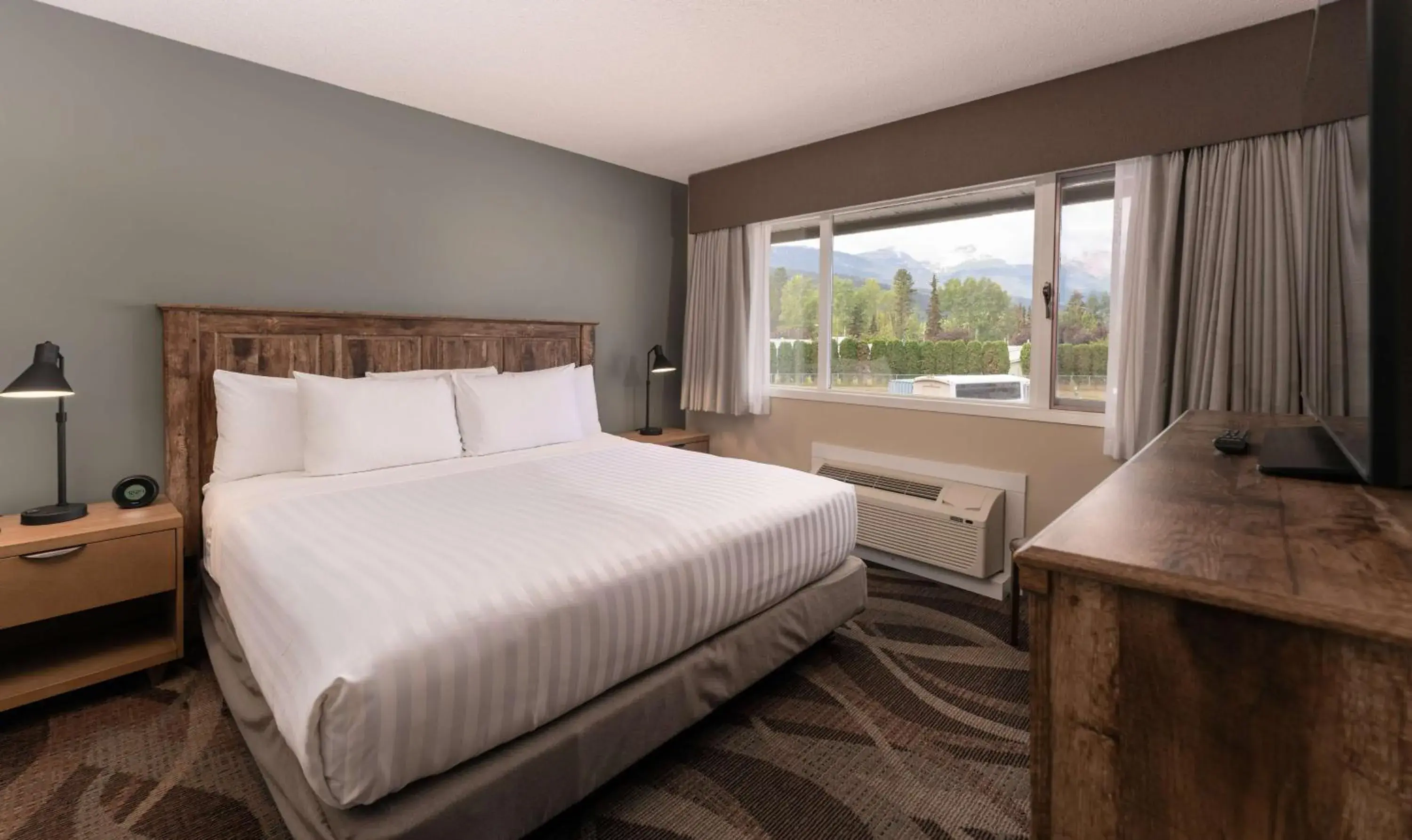 One Bedroom King Suite with Kitchenette in Prestige Hudson Bay Lodge Premier Collection One Bedroom King Suite with Kitchenette in Prestige Hudson Bay Lodge Premier Collection