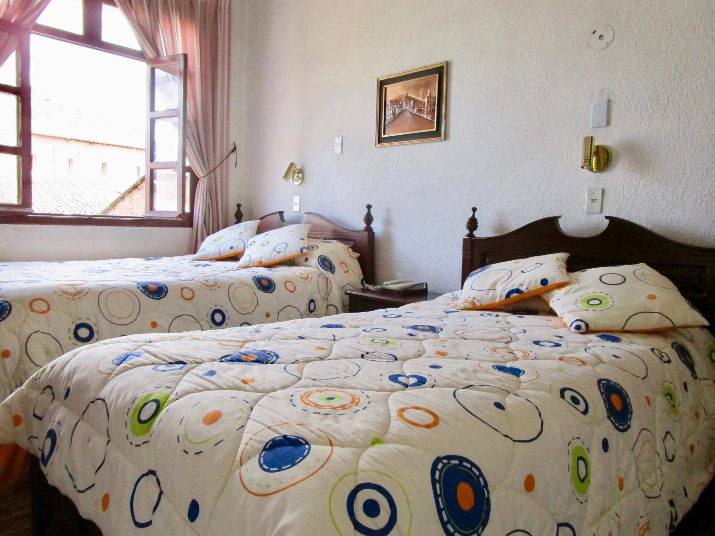 Bedroom, Bed in Hotel Huasi Continental