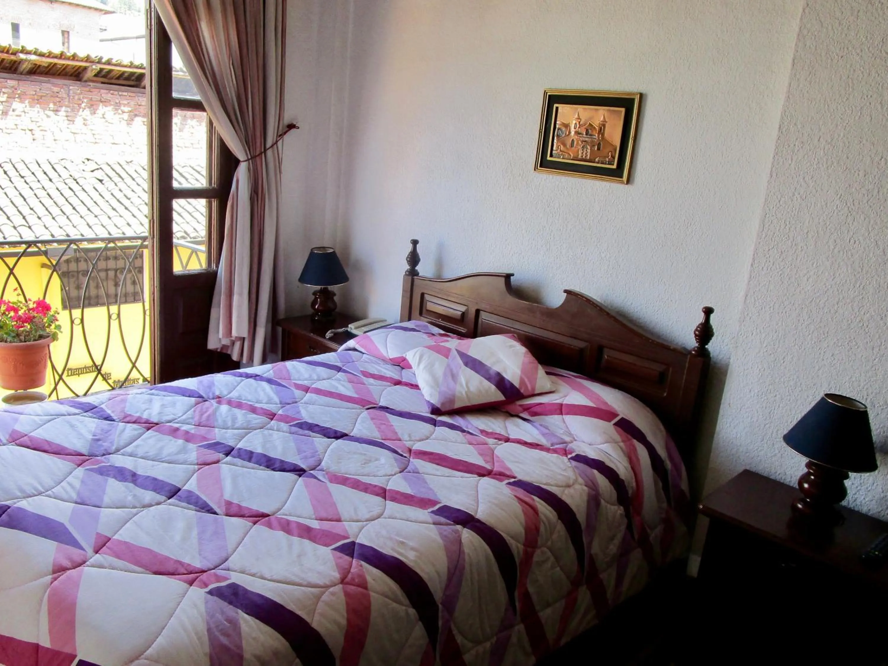 Bedroom, Bed in Hotel Huasi Continental