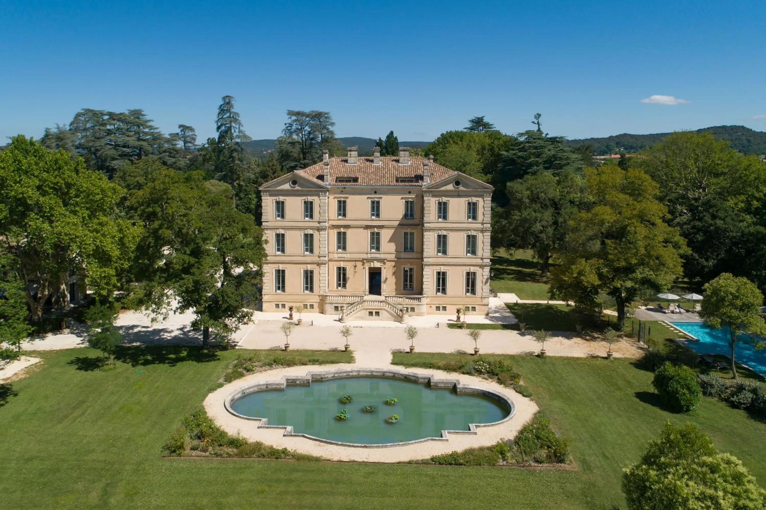 Property building in Château de Montcaud