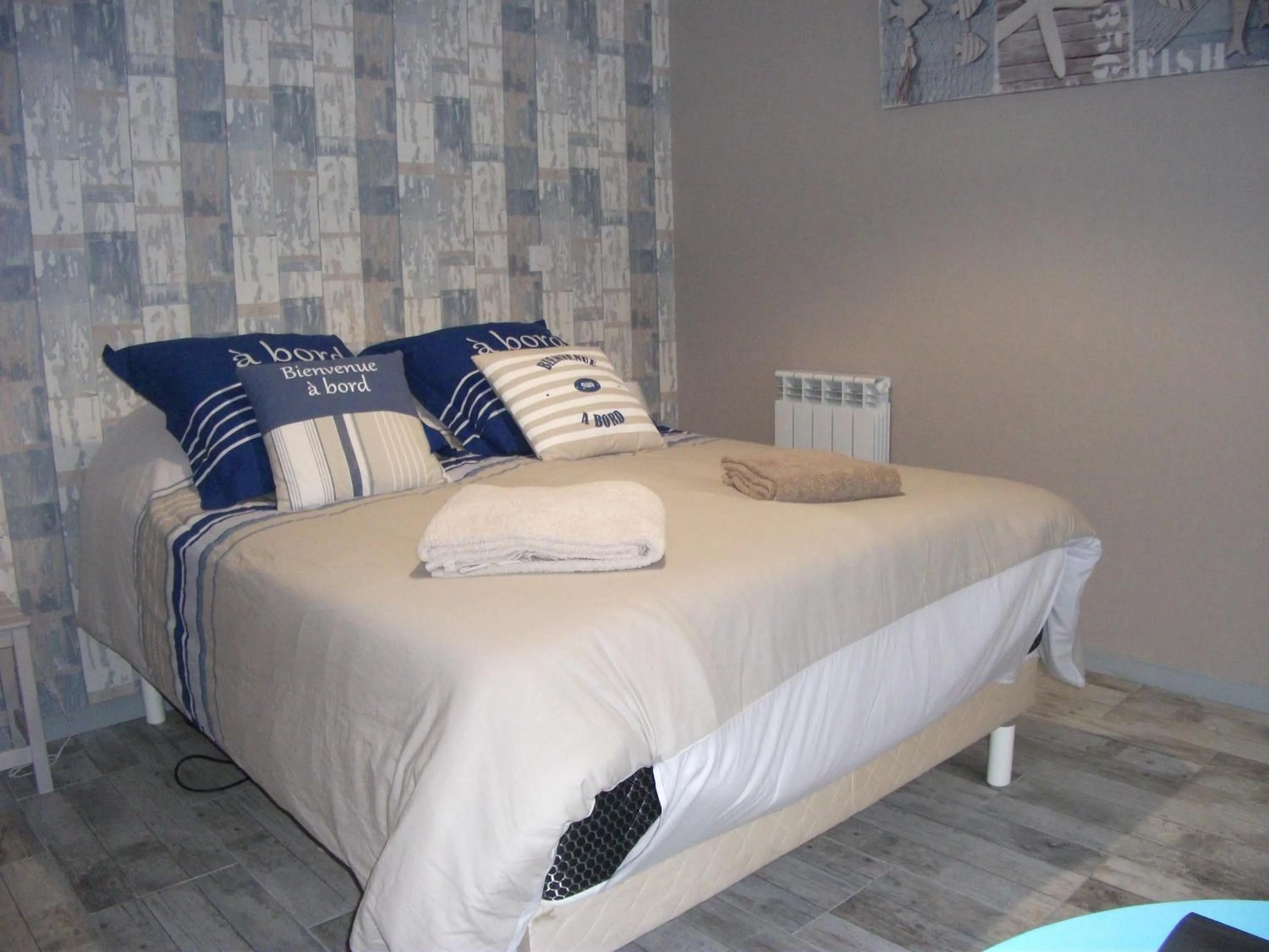 Bed in Les chambres du roc