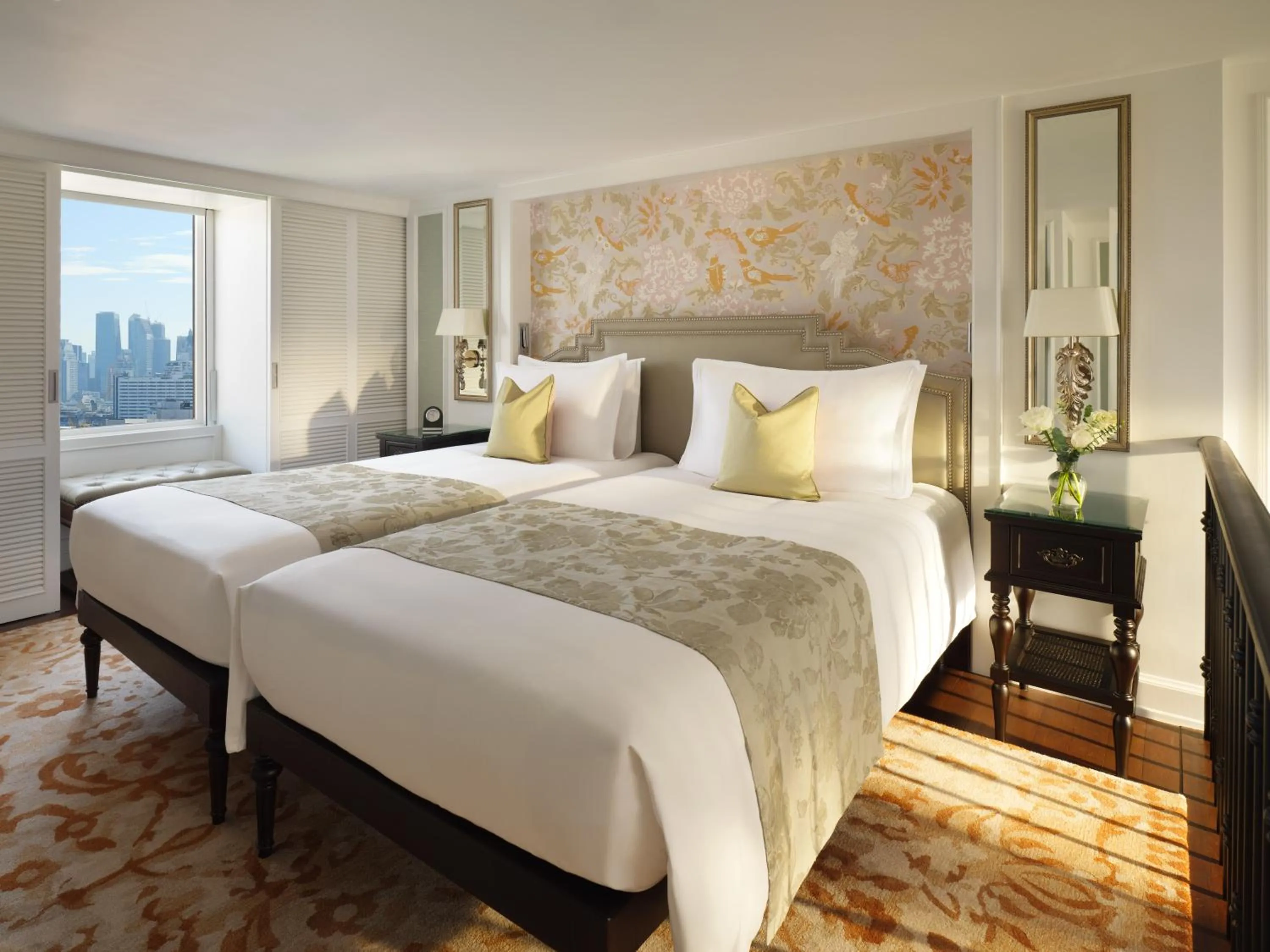 Bedroom, Bed in Mandarin Oriental, Bangkok