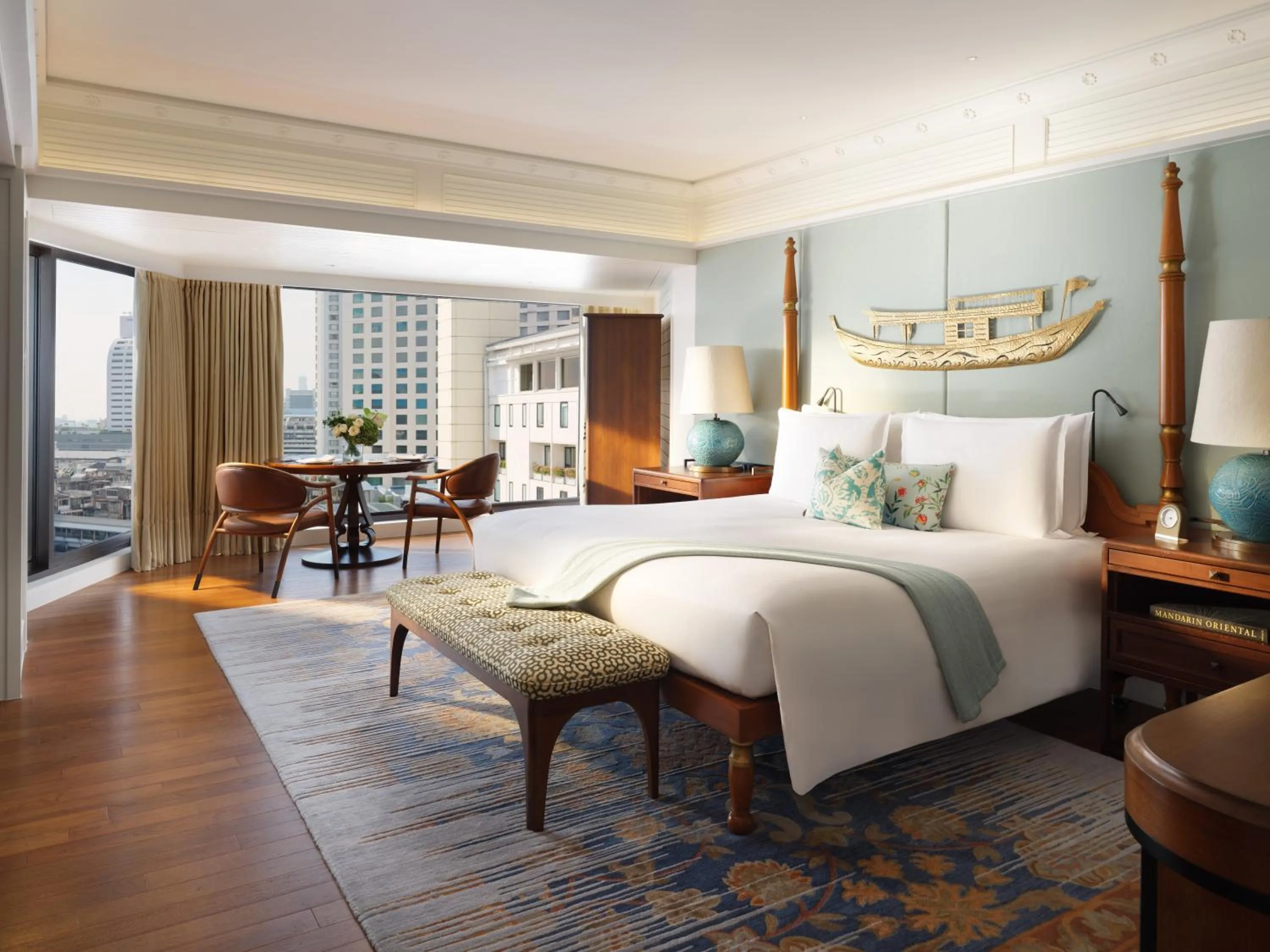 Bedroom, Bed in Mandarin Oriental, Bangkok