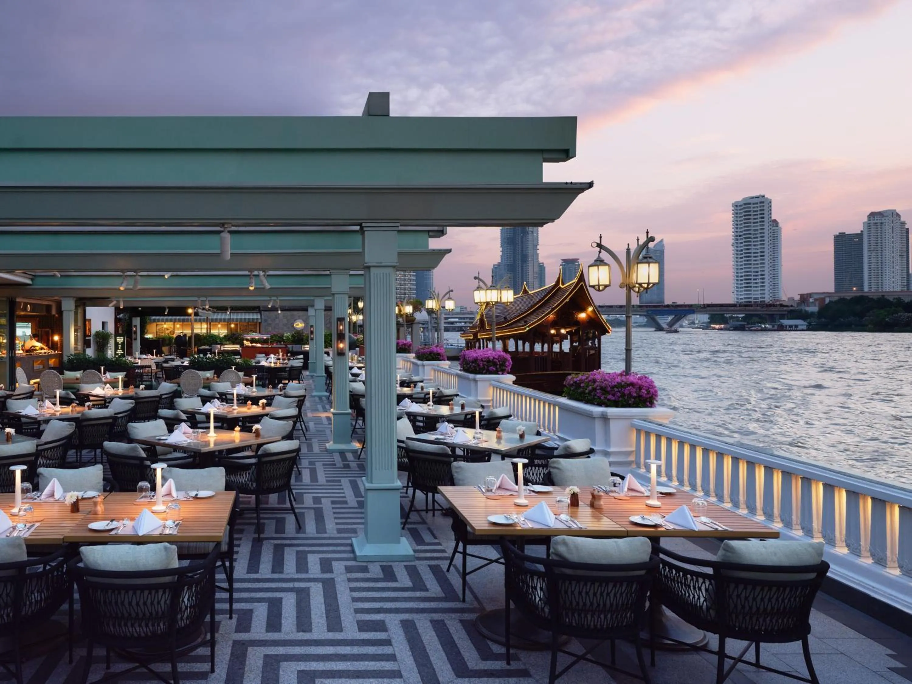Restaurant/places to eat in Mandarin Oriental, Bangkok