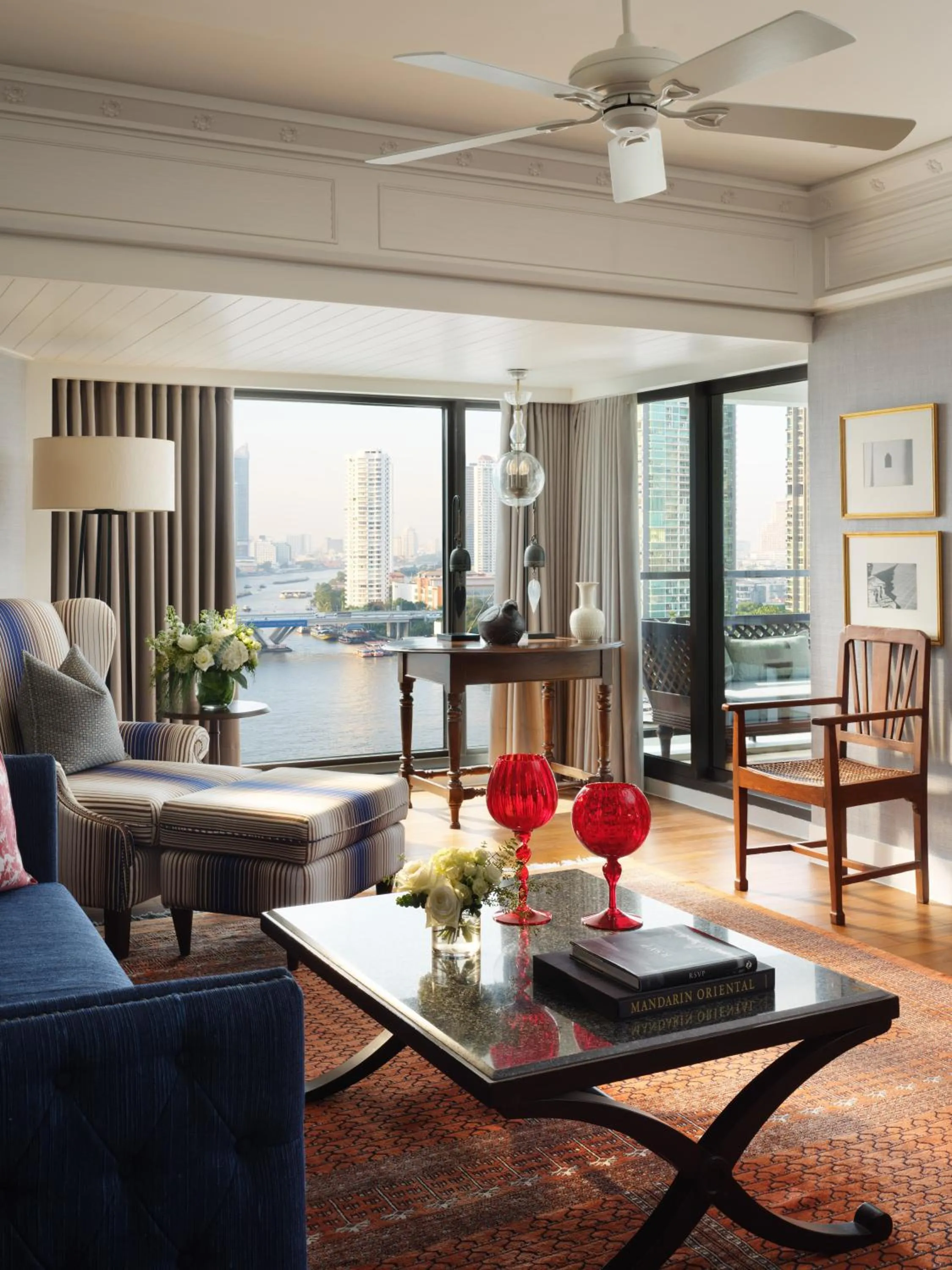 Living room in Mandarin Oriental, Bangkok
