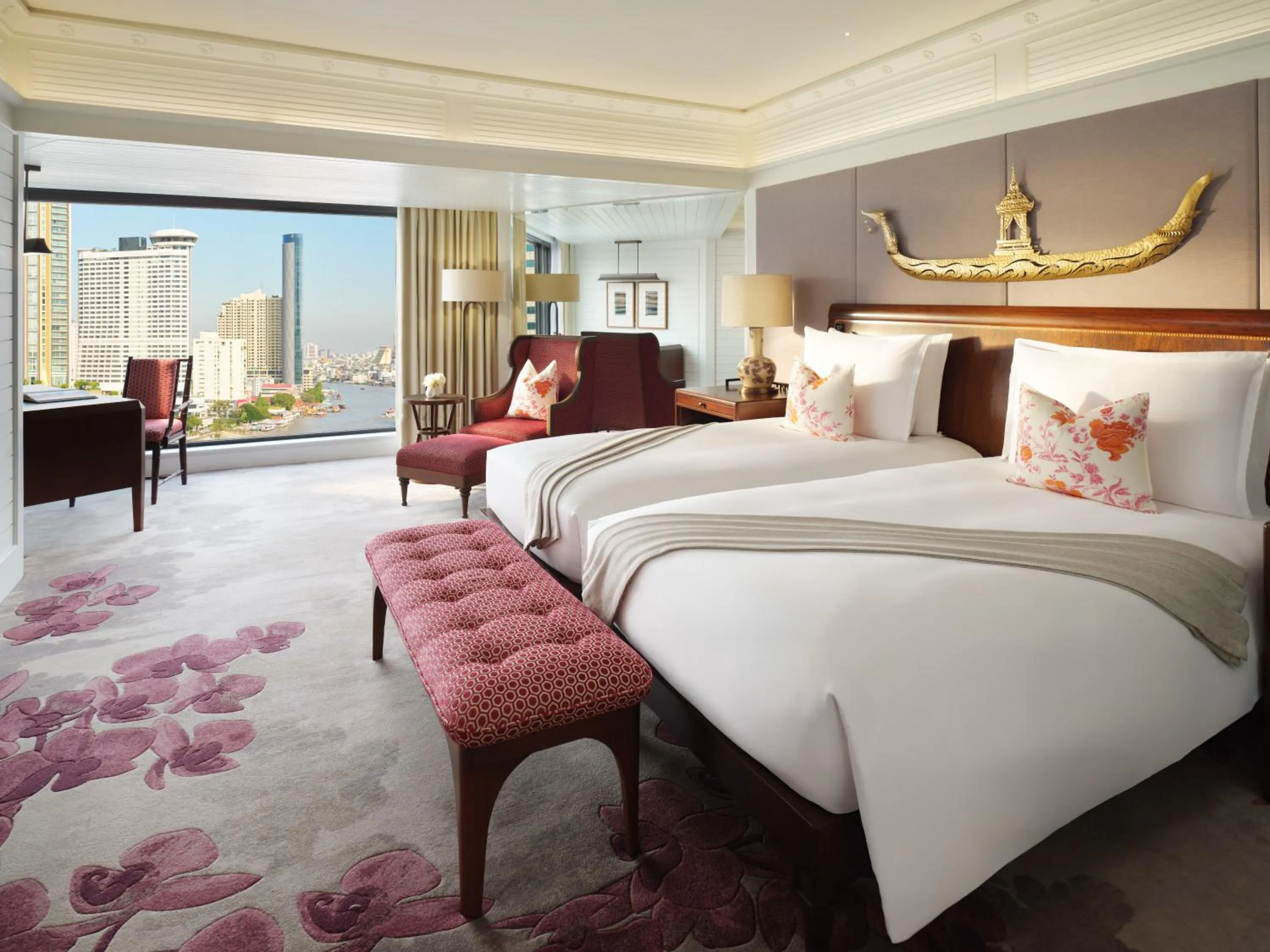 Bedroom, Bed in Mandarin Oriental, Bangkok