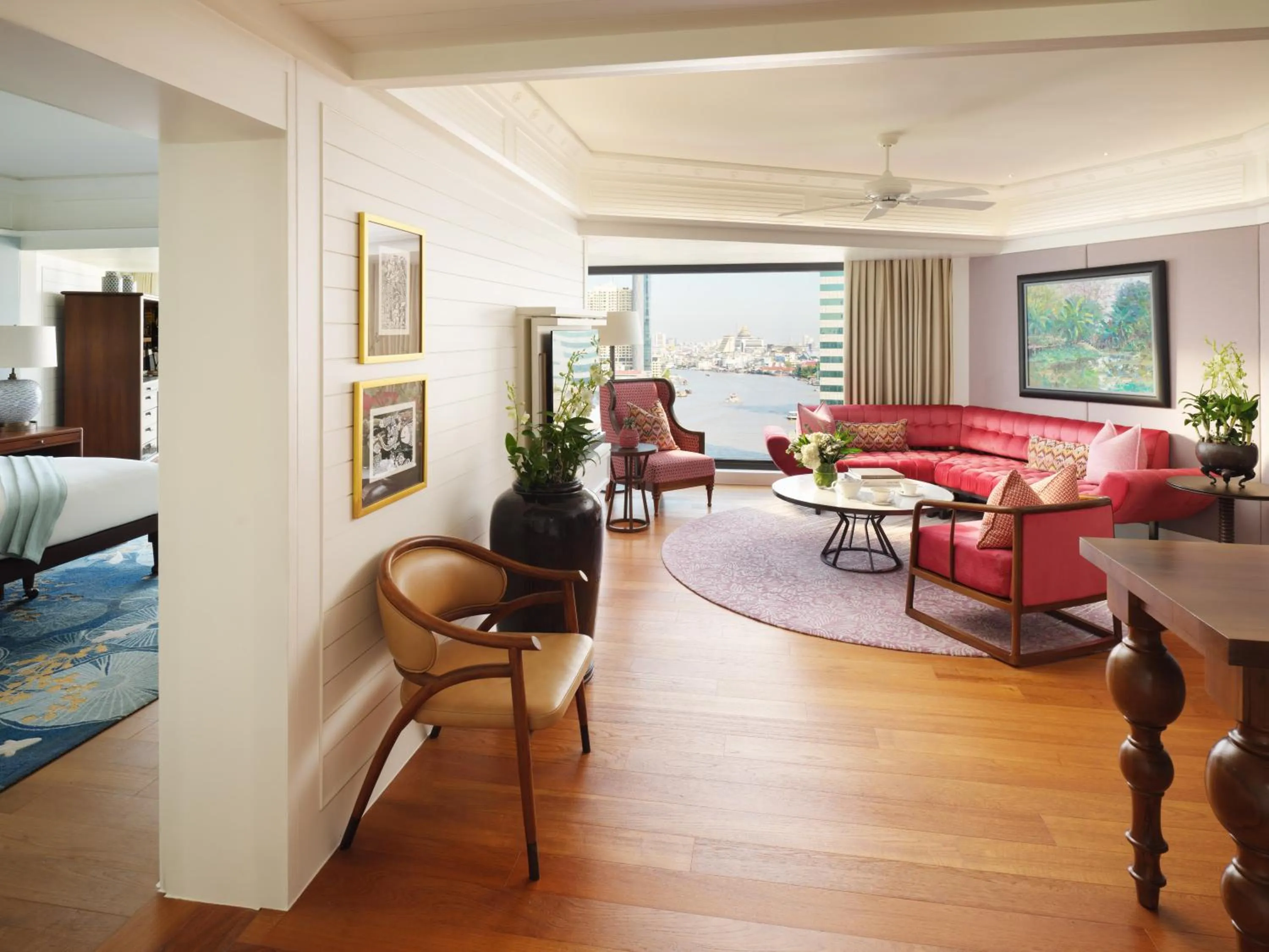 Living room in Mandarin Oriental, Bangkok