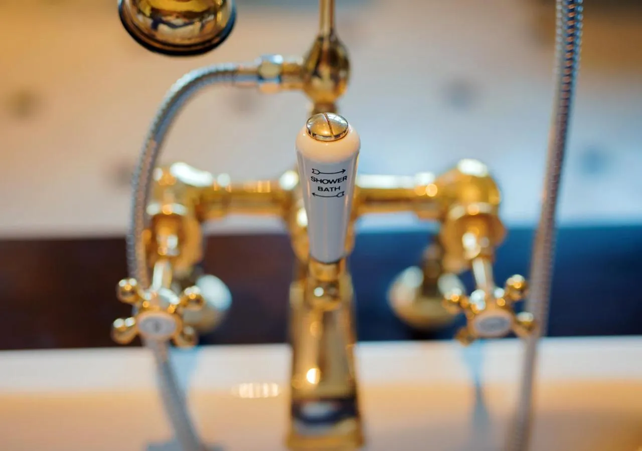 Bath in The Strand, Yangon