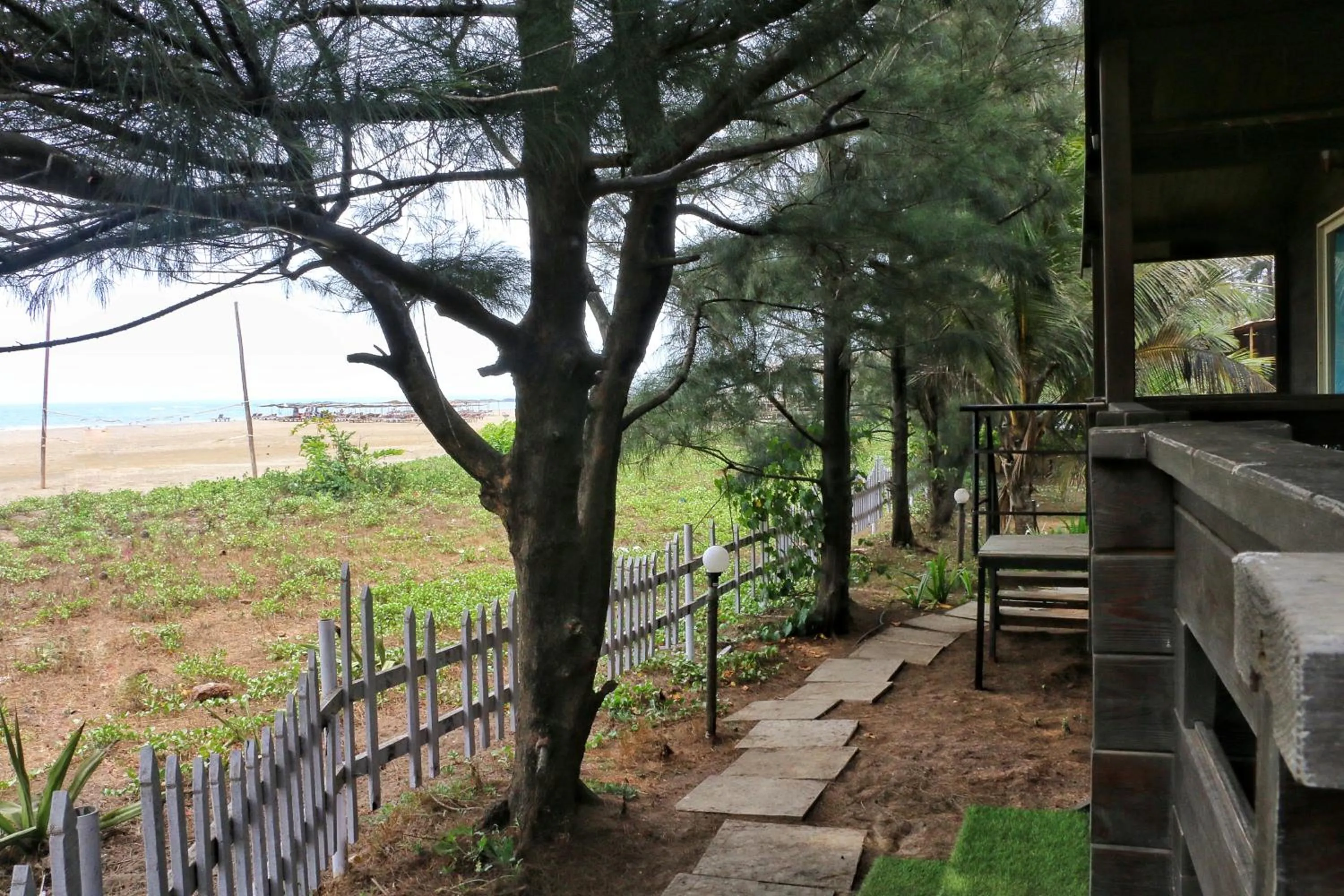 Sea view in Montego Bay Beach Village - Morjim