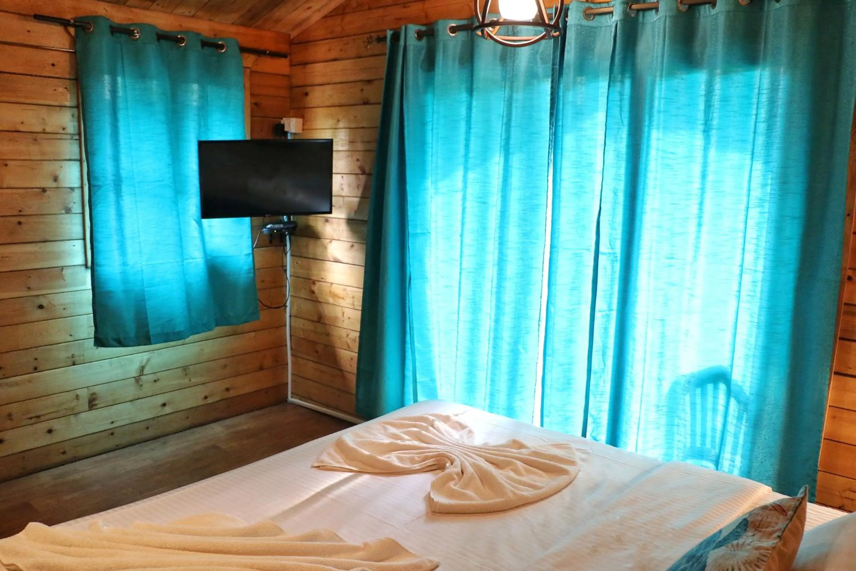 Bed in Montego Bay Beach Village - Morjim