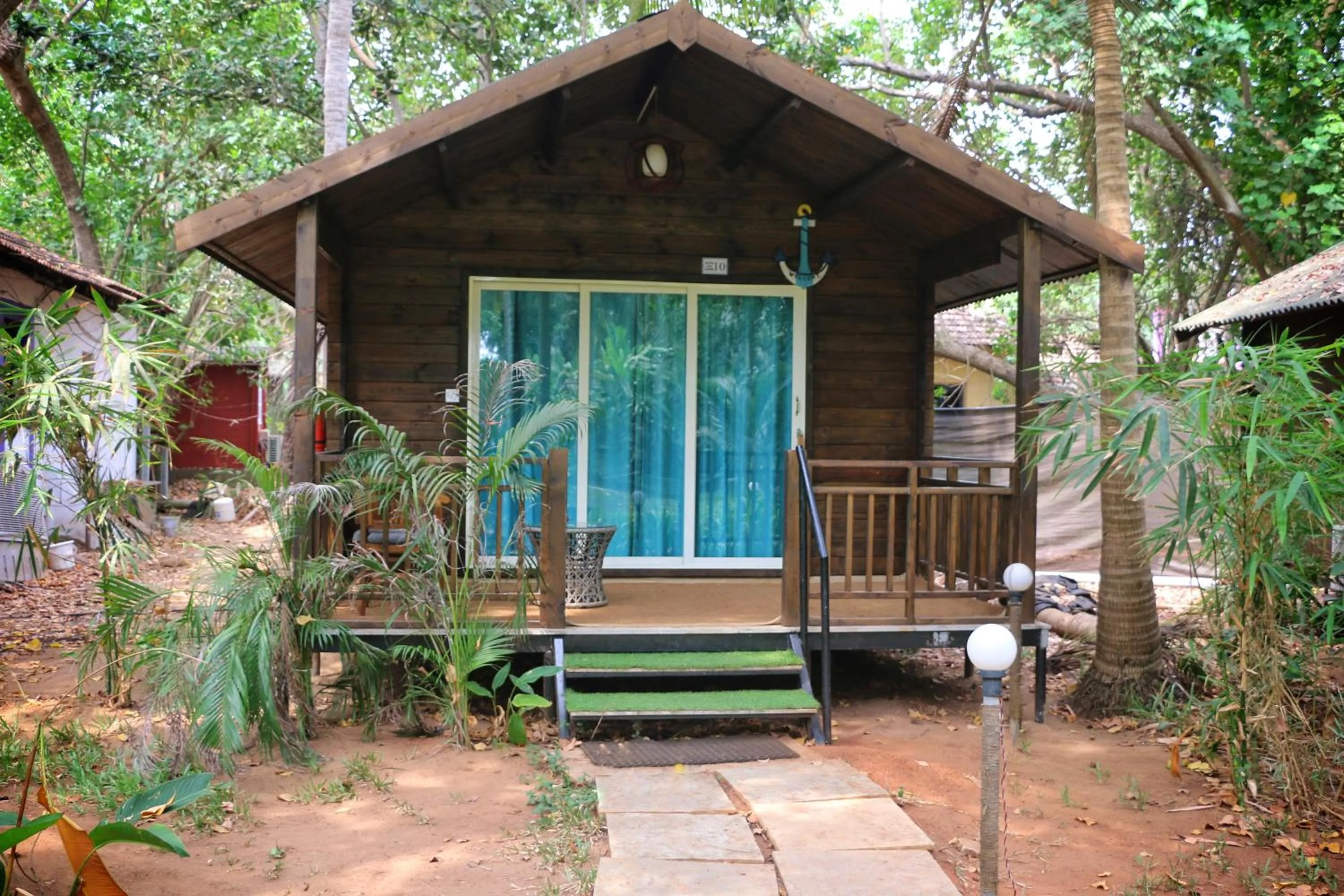 Montego Bay Beach Village - Morjim