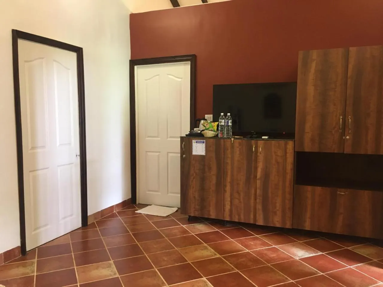 TV and multimedia in Montego Bay Beach Village - Morjim